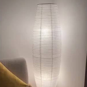 Lámpara de pie minimalista Dodor
