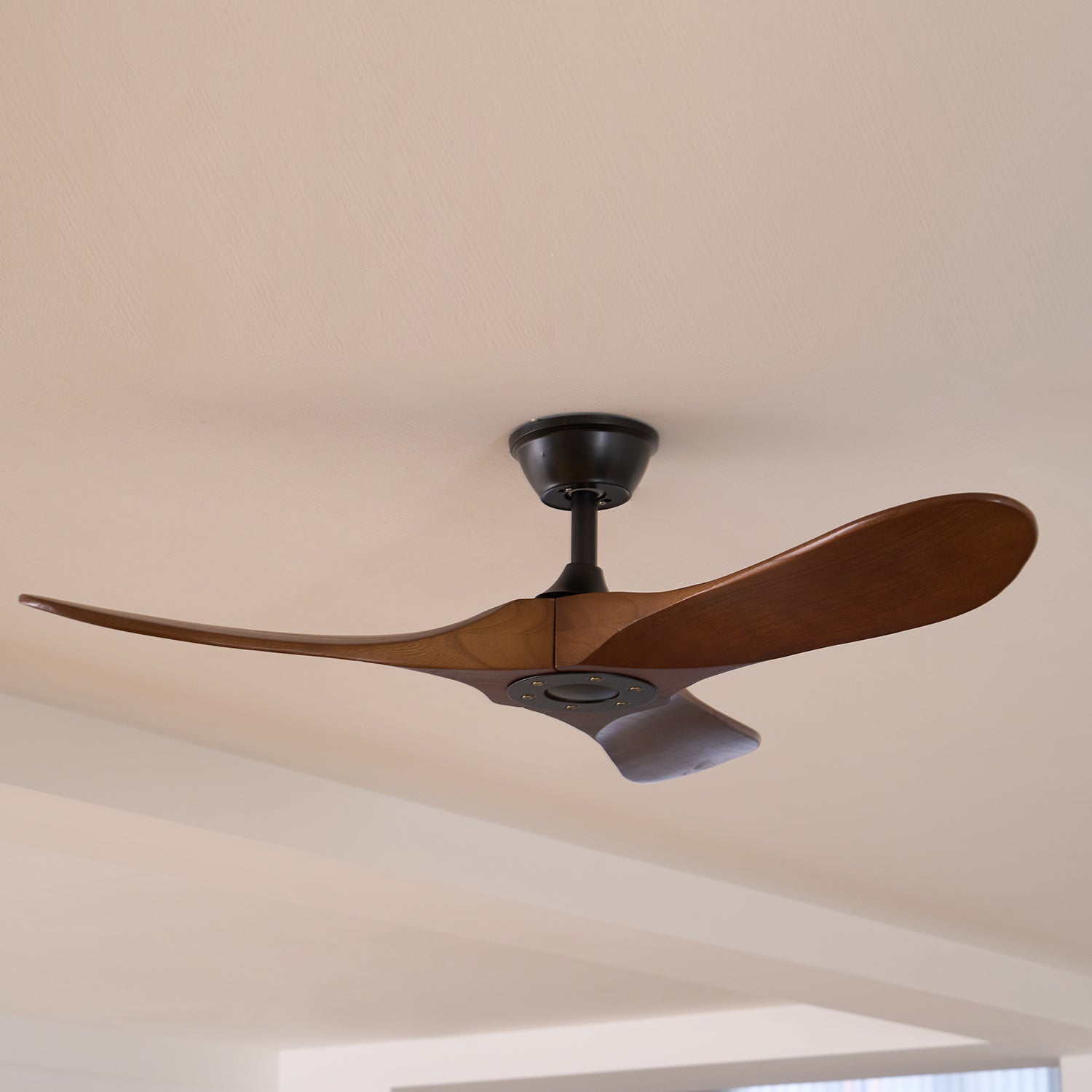 Ventilador de techo de madera Lorenna
