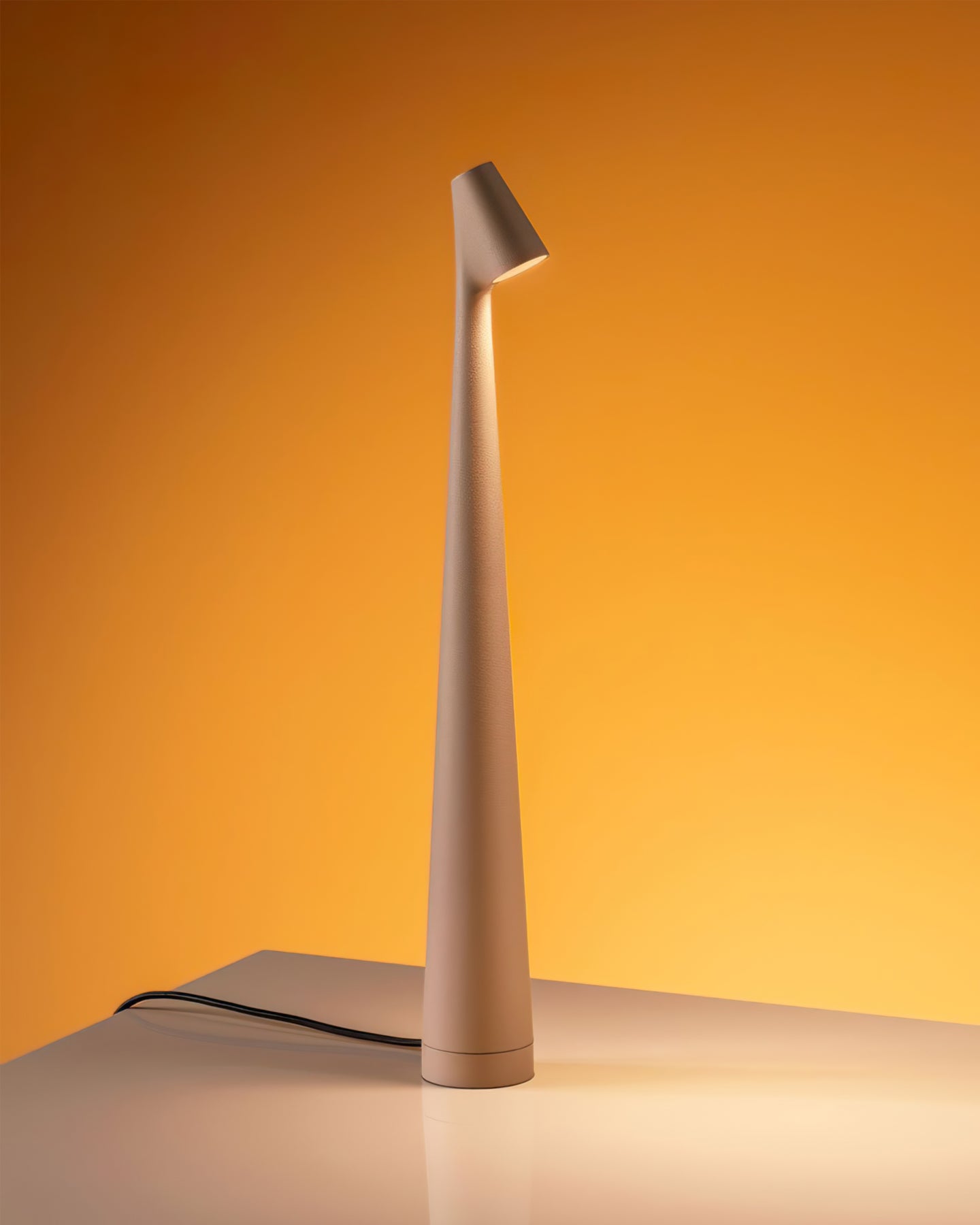 Lámpara de mesa Nubeora