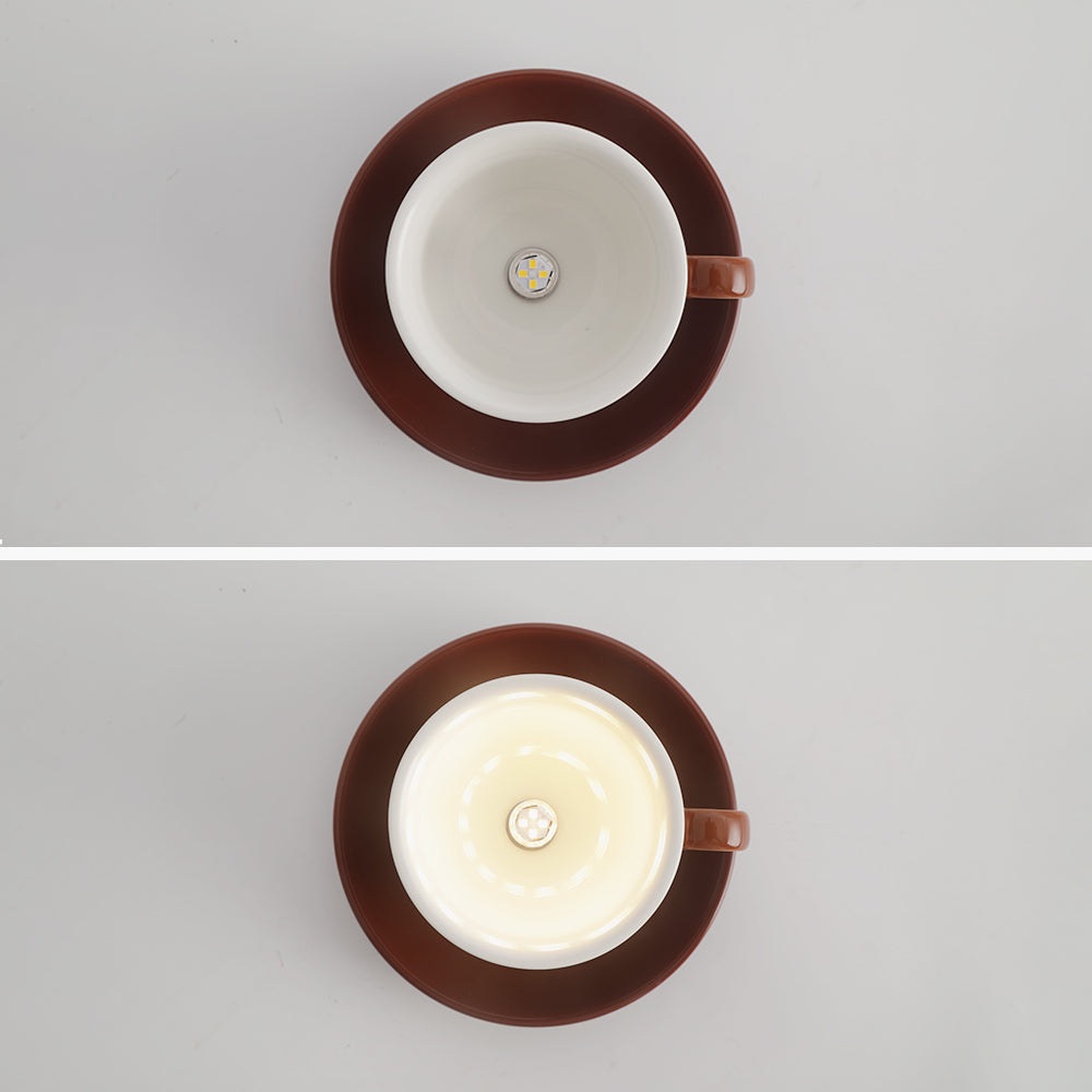 Lámpara de techo Arto con forma de taza de té