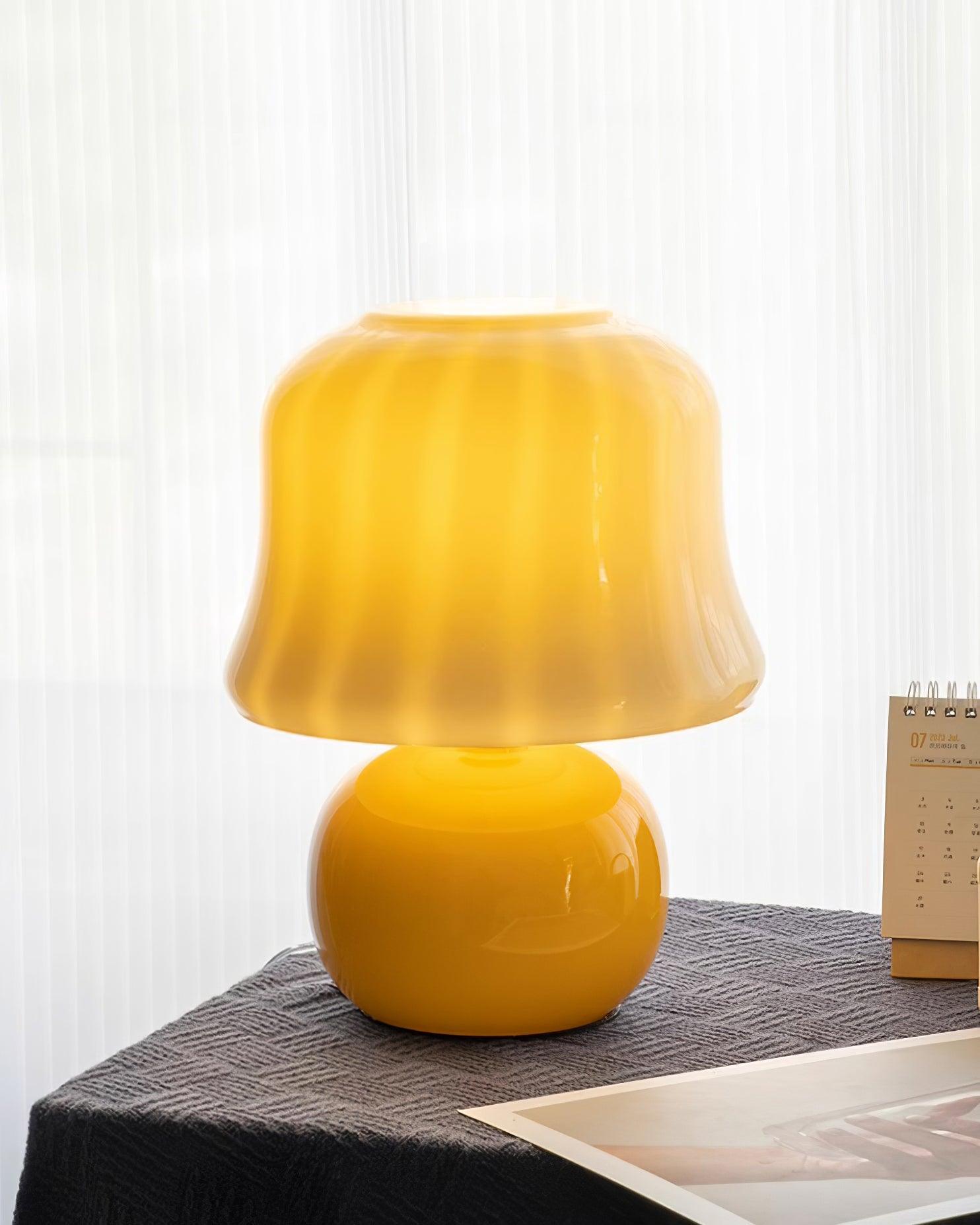 Lámpara de mesa tipo seta Cidel