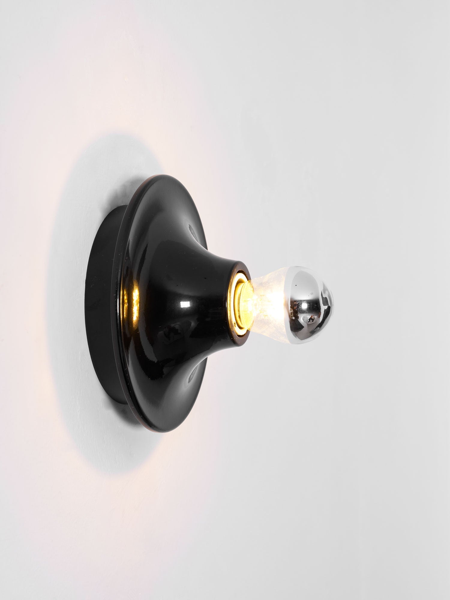 Aplique de pared minimalista Avavo