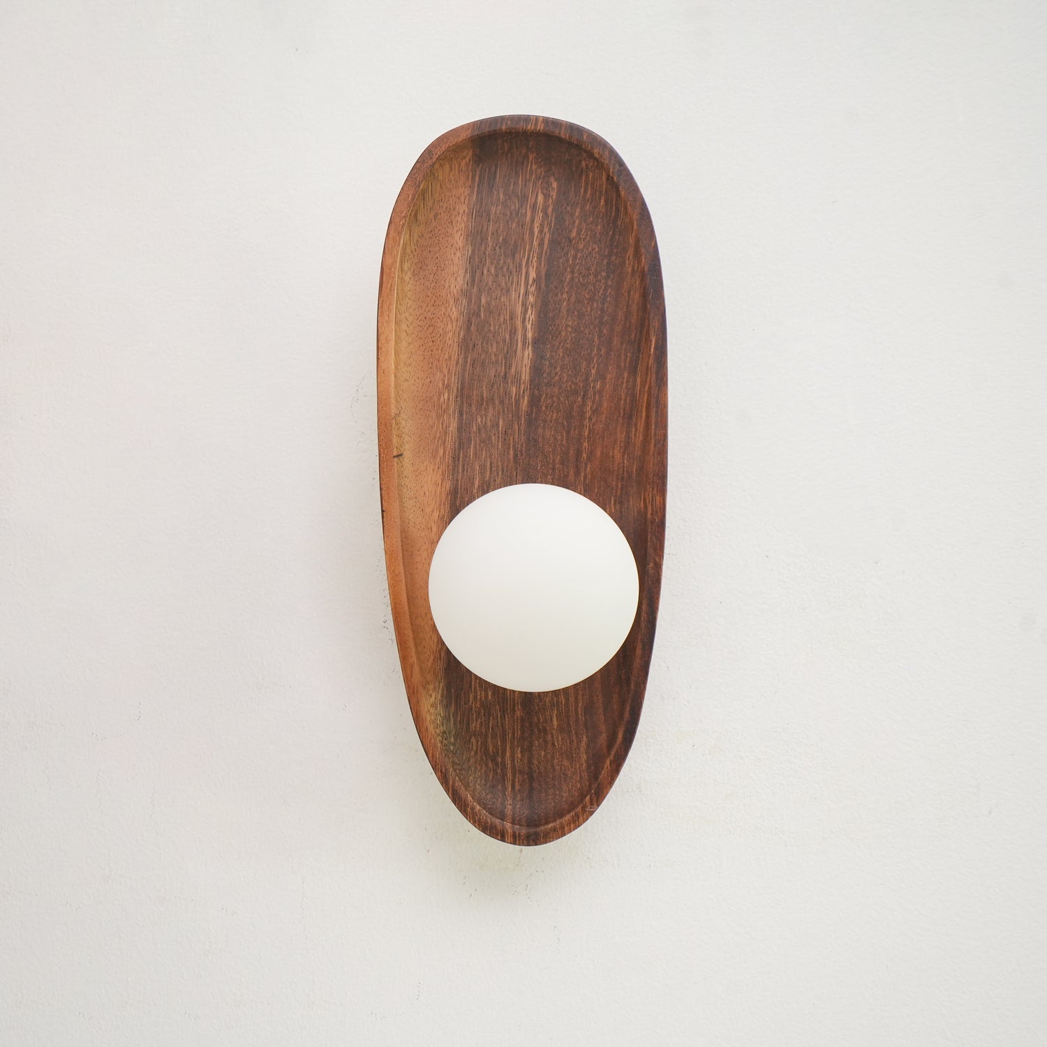 Aplique de pared minimalista Luzava