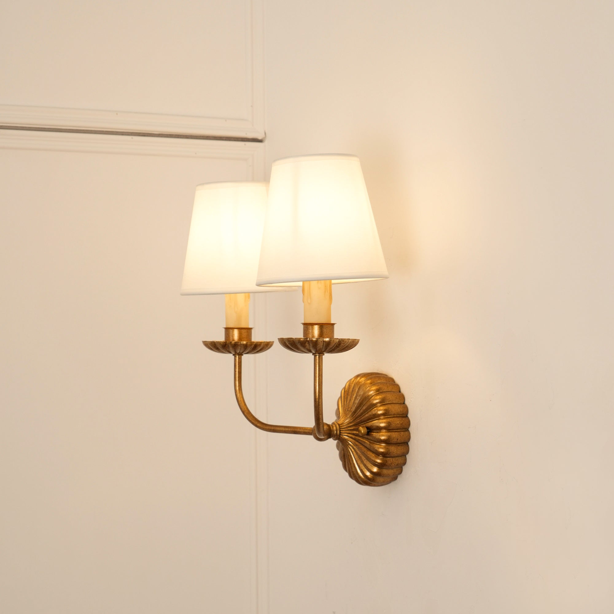 Aplique de pared Cruzea