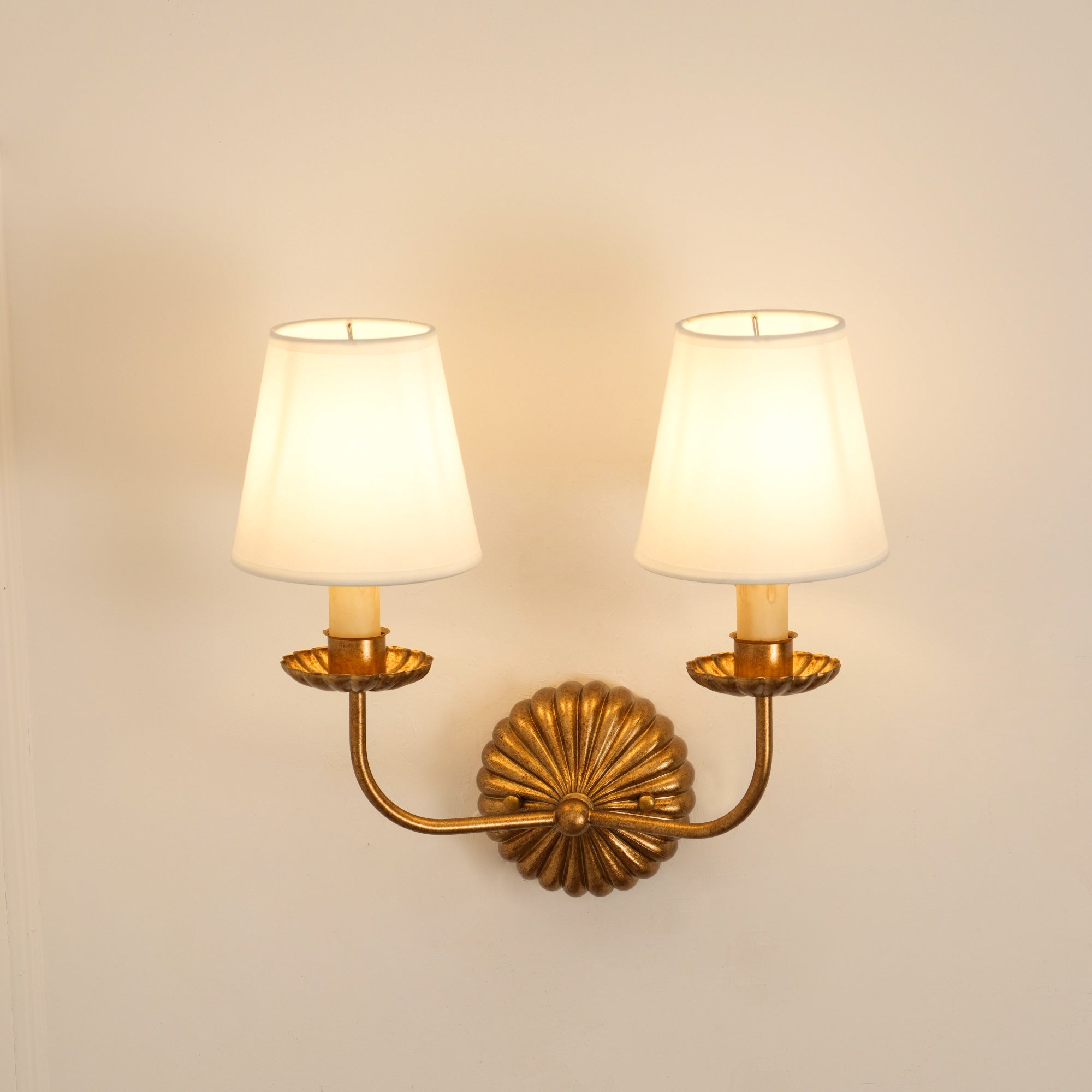 Aplique de pared Cruzea