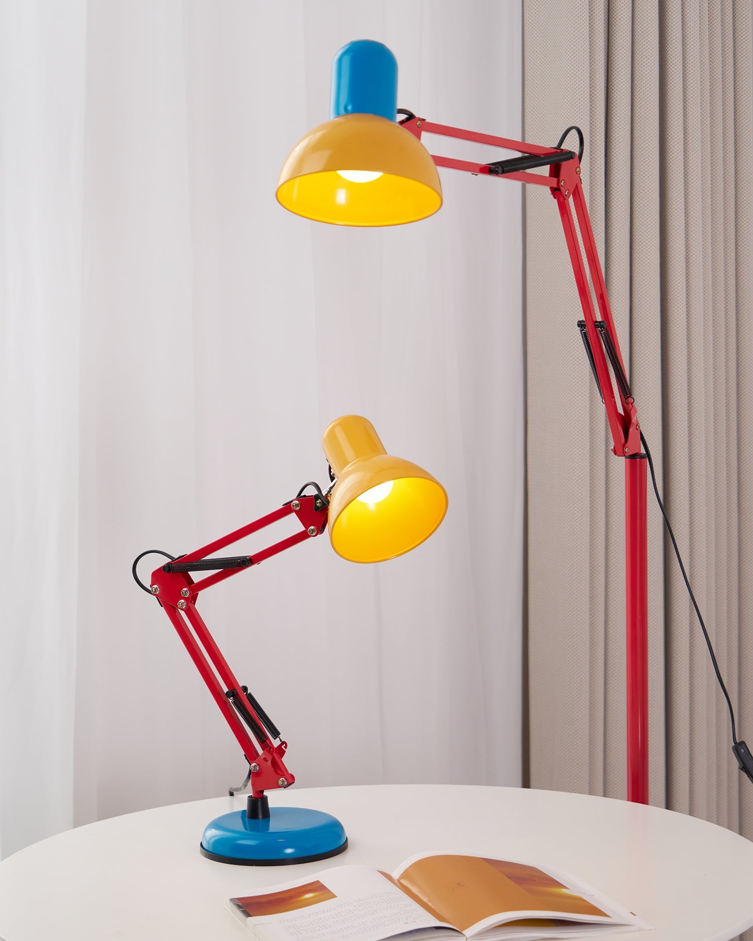 Lámpara de mesa Memphis Laraio
