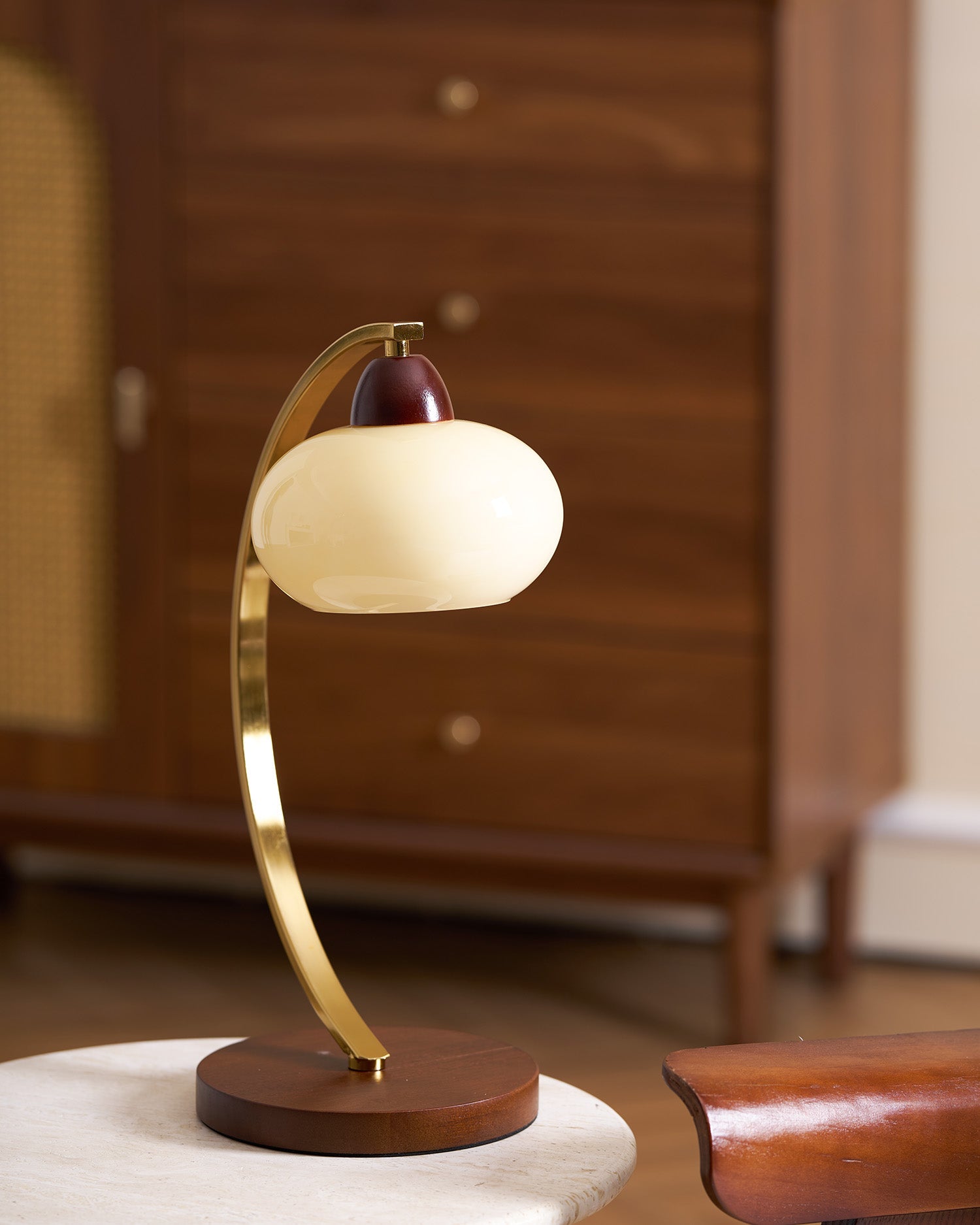 Lámpara de mesa vintage Narauno