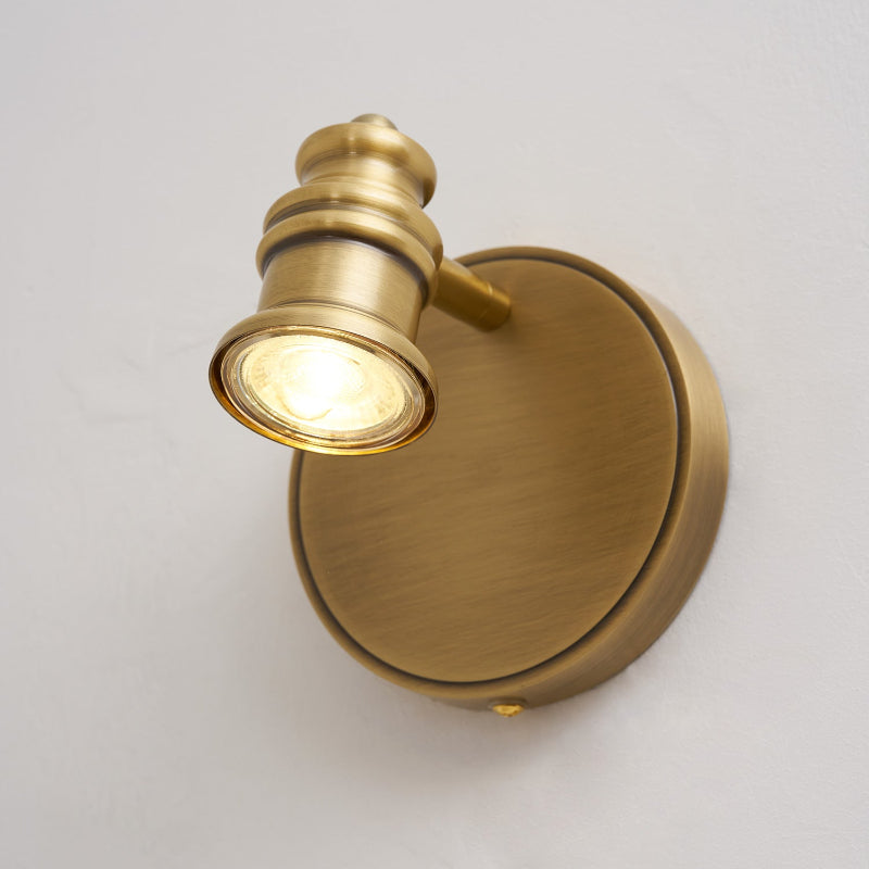 Aplique de pared lineal Moraento