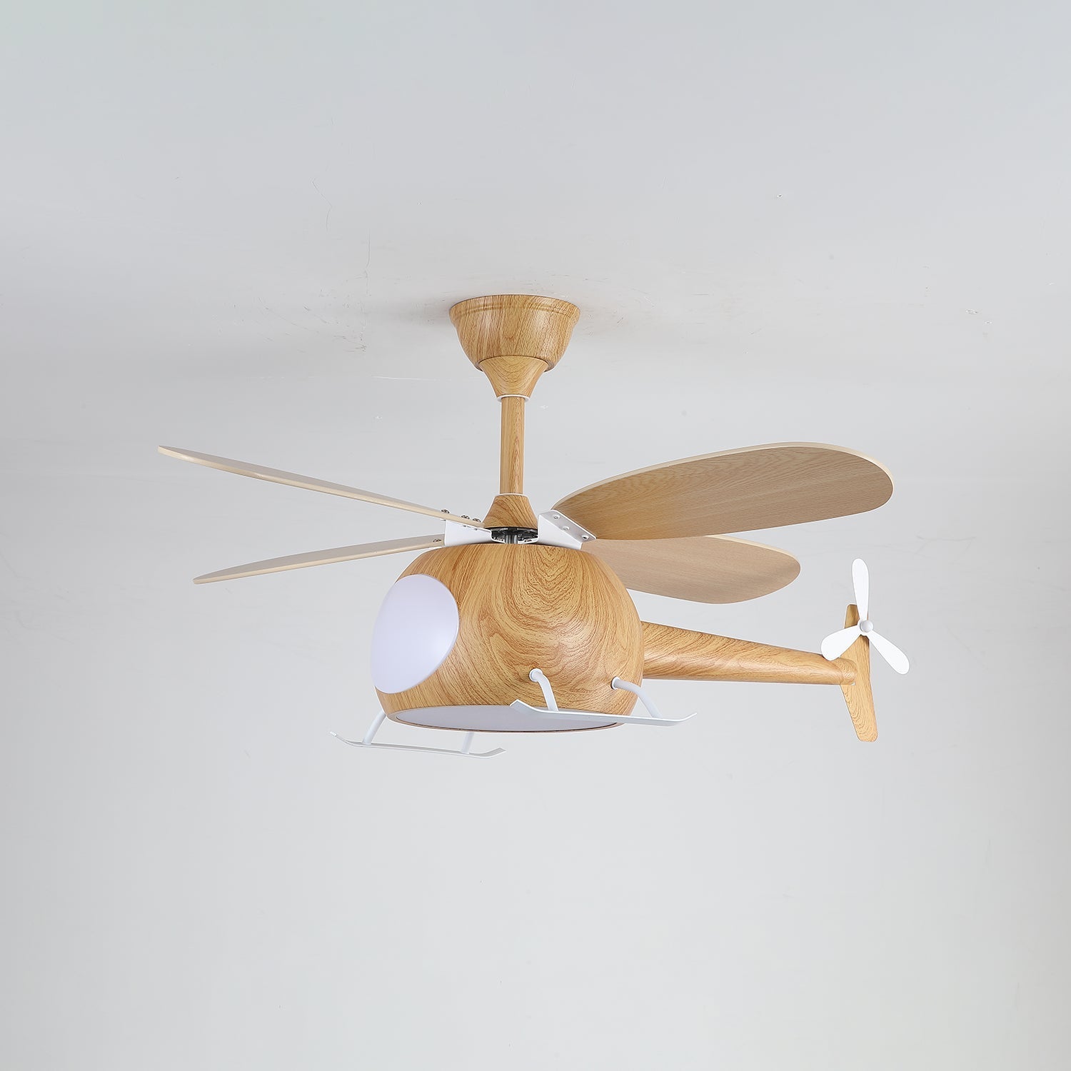 Ventilador de techo Jaraiso con forma de helicóptero