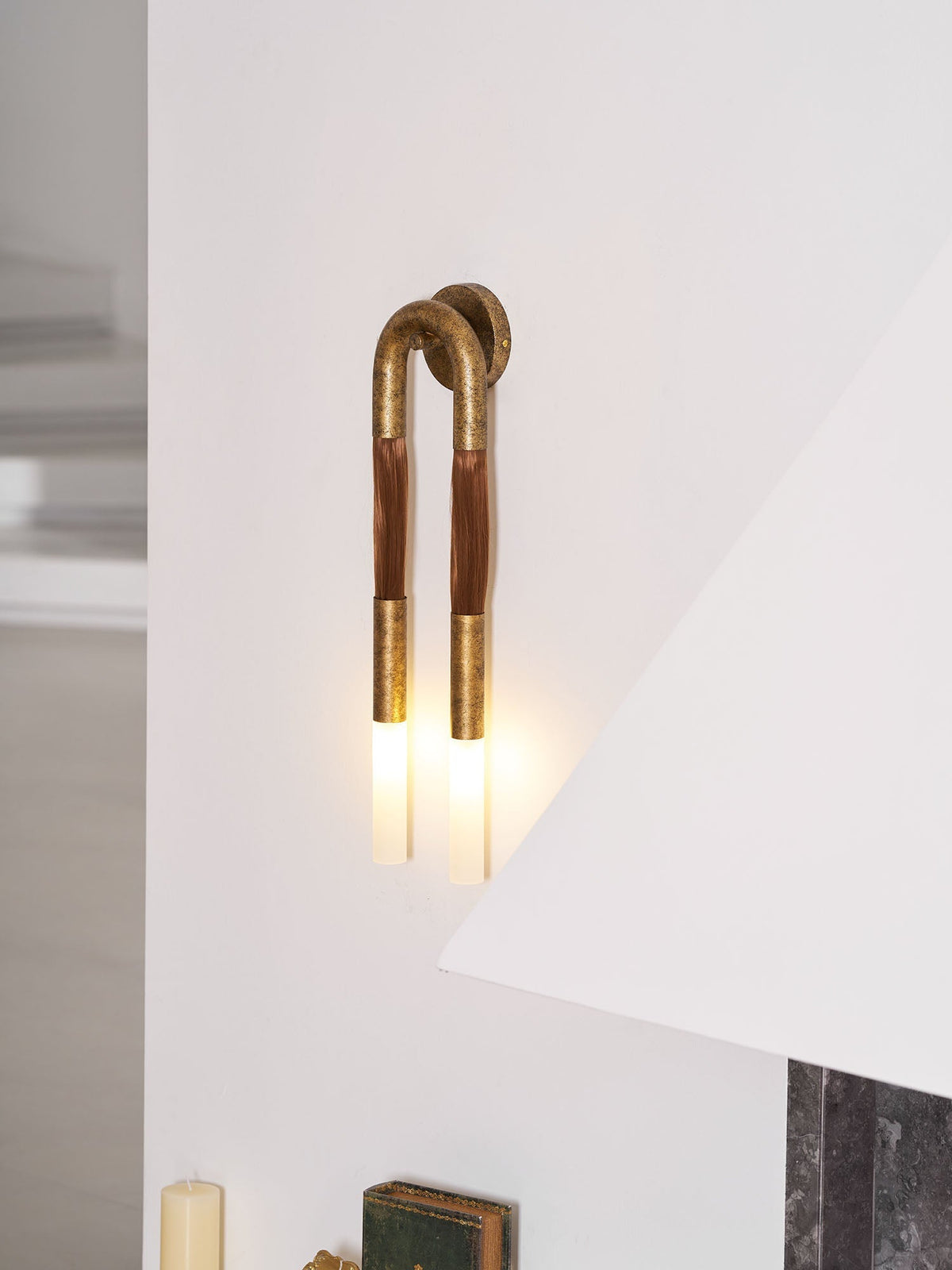 Horsehair Wall Lamp – detail 17