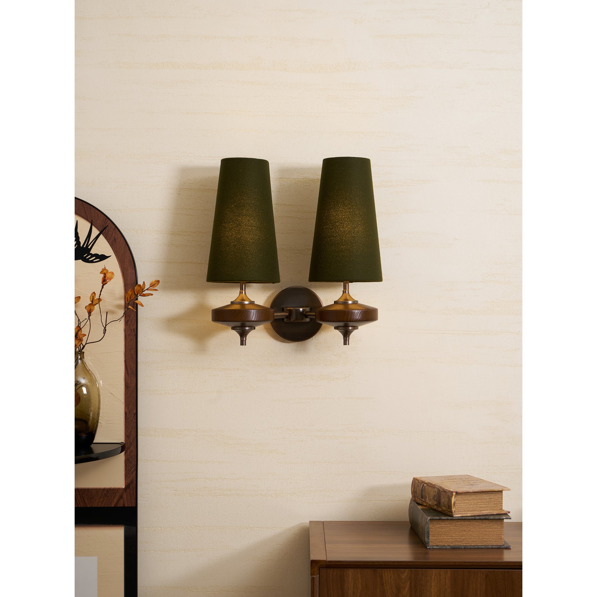 Aplique de pared cónico Coraenta