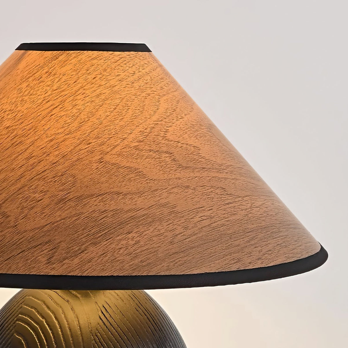 Lámpara de mesa Elvaera