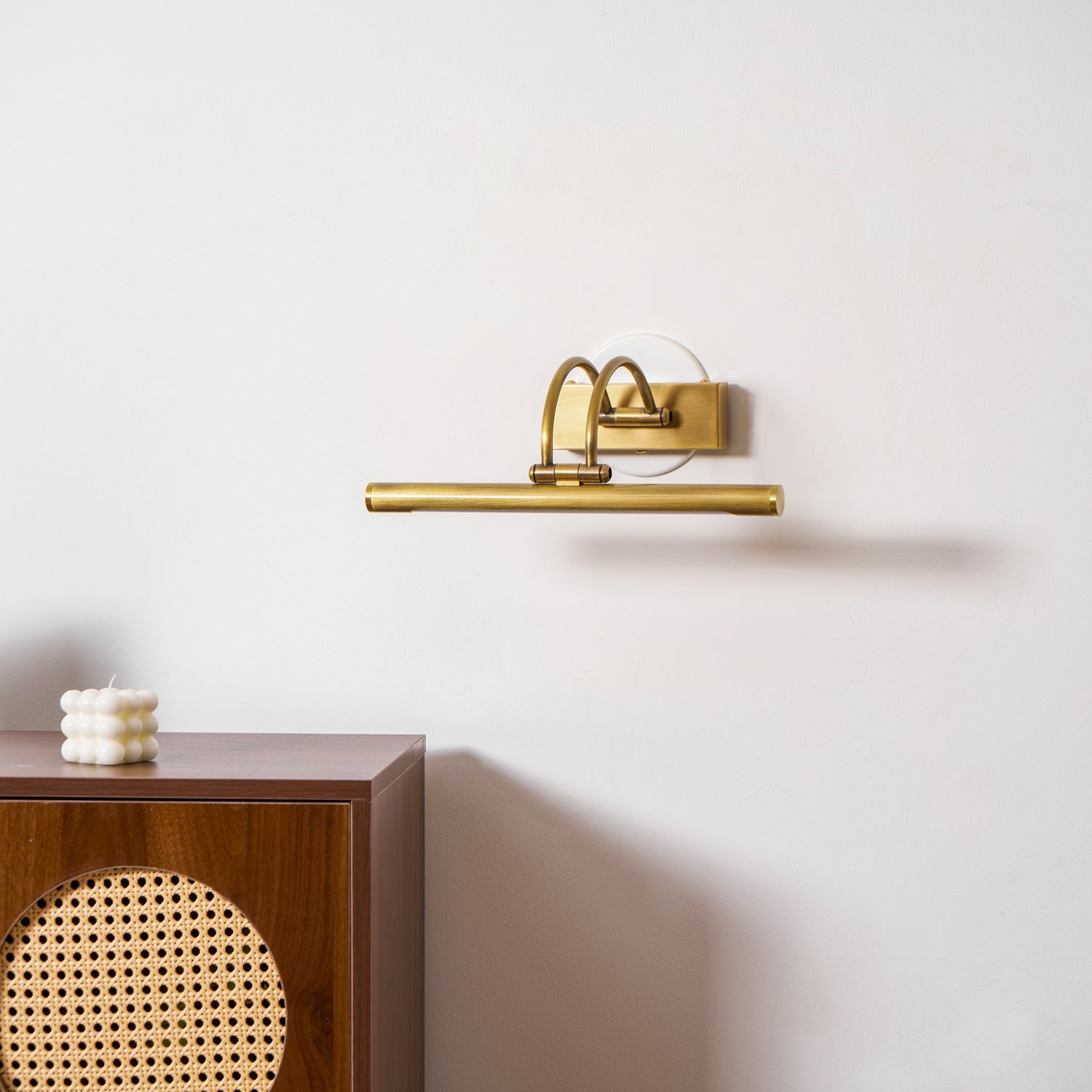Aplique de pared lineal Miaava
