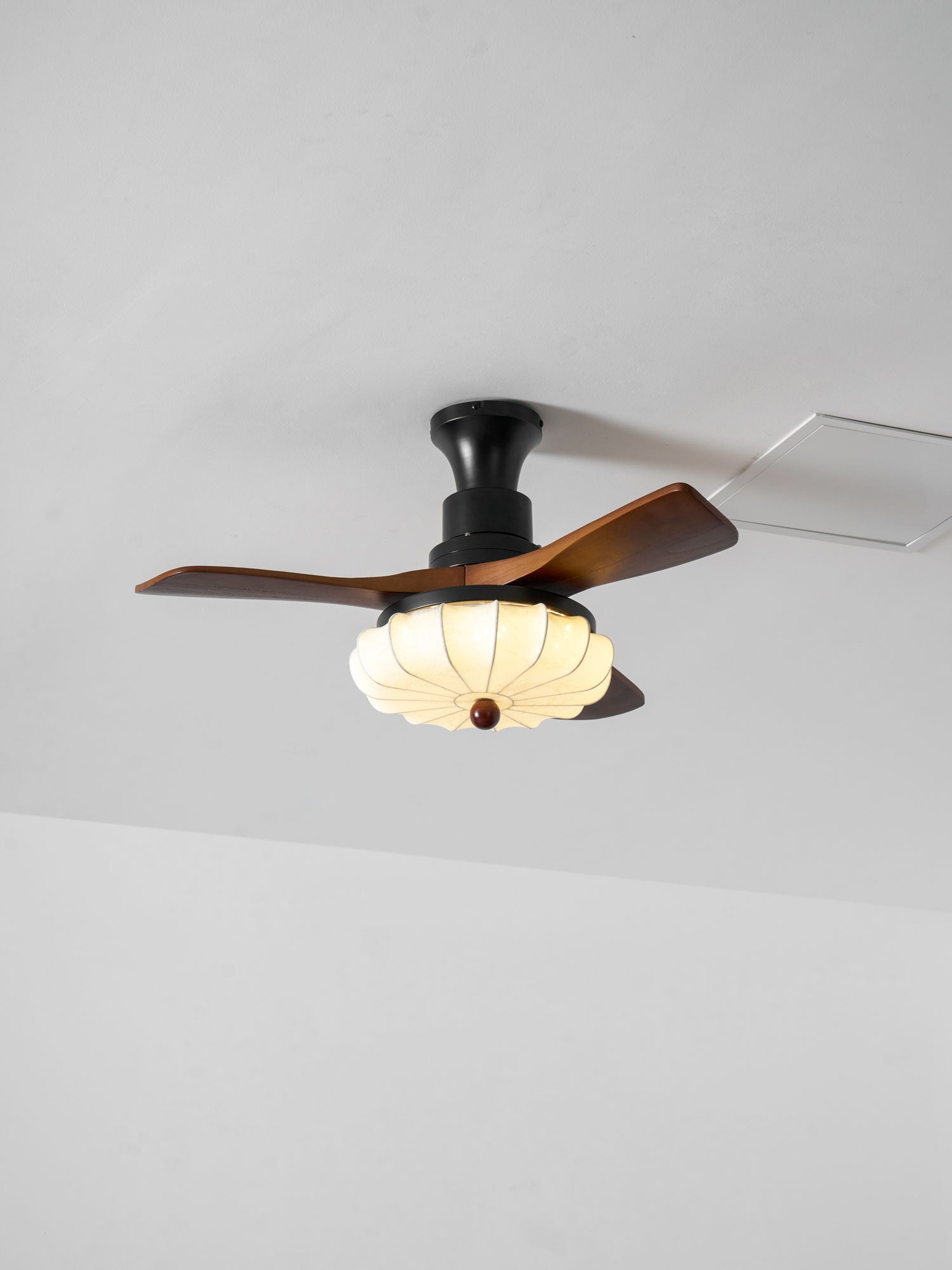Ventilador de techo Arzia Moderno