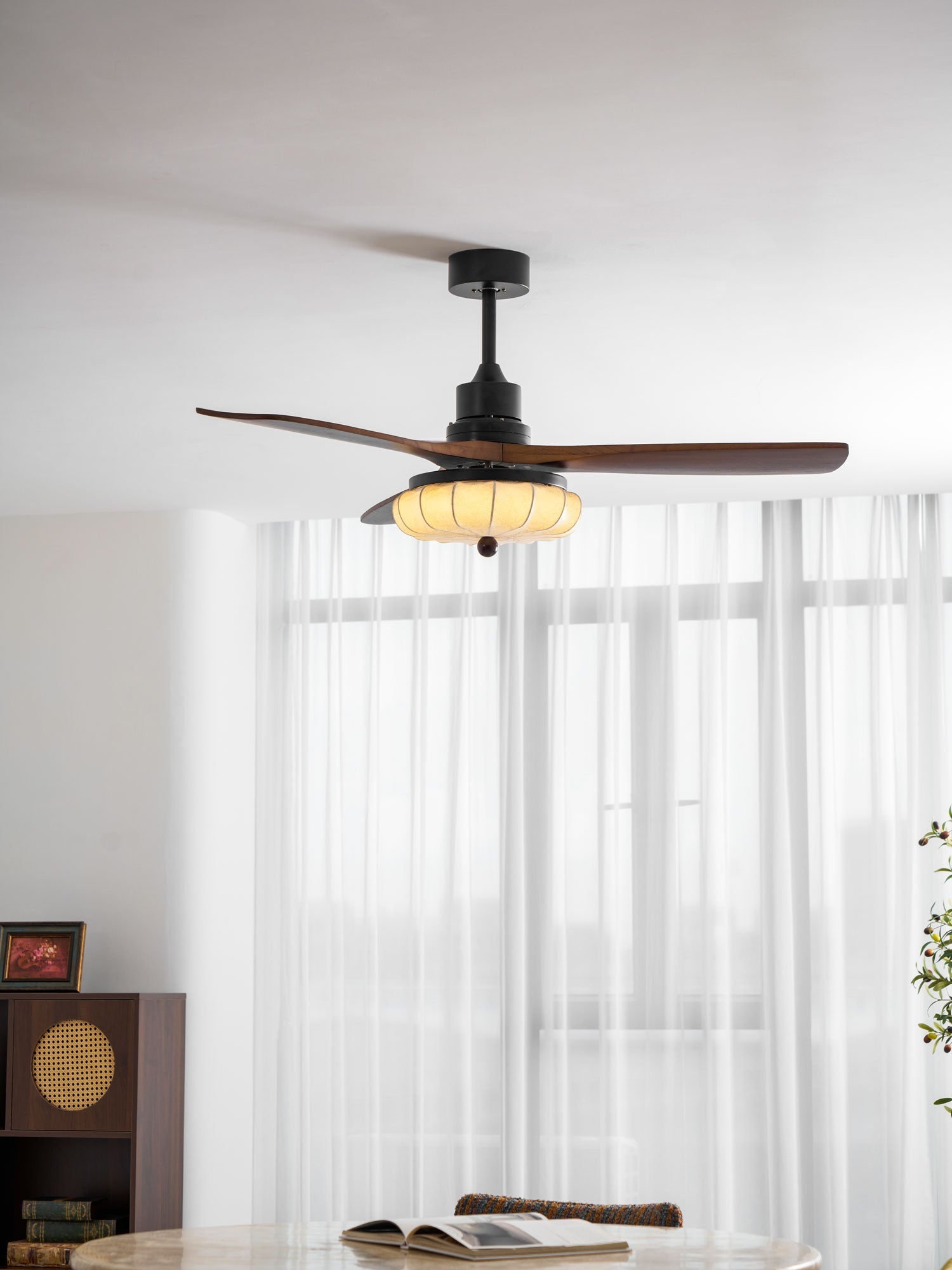 Ventilador de techo Arzia Moderno