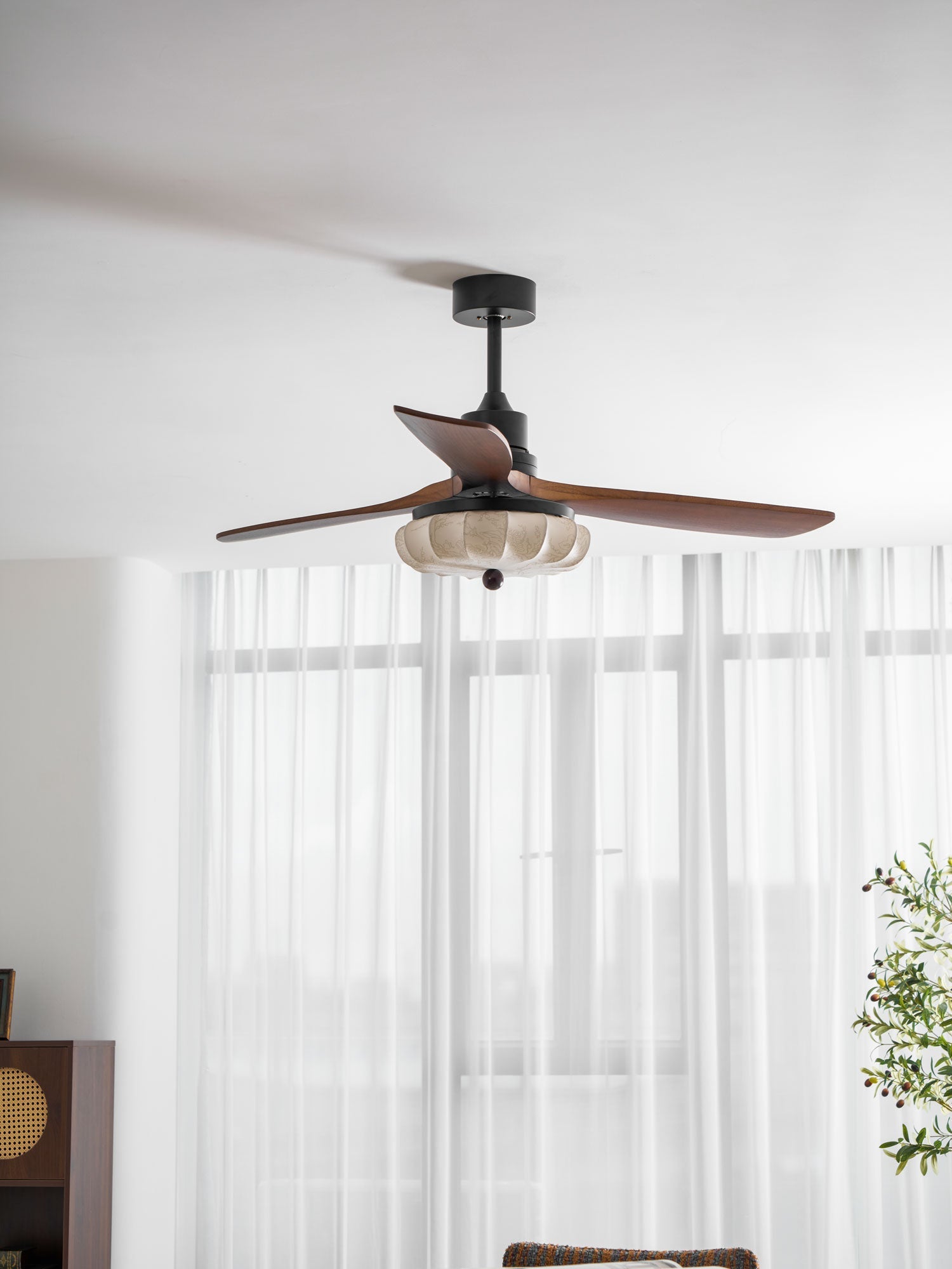 Ventilador de techo Arzia Moderno