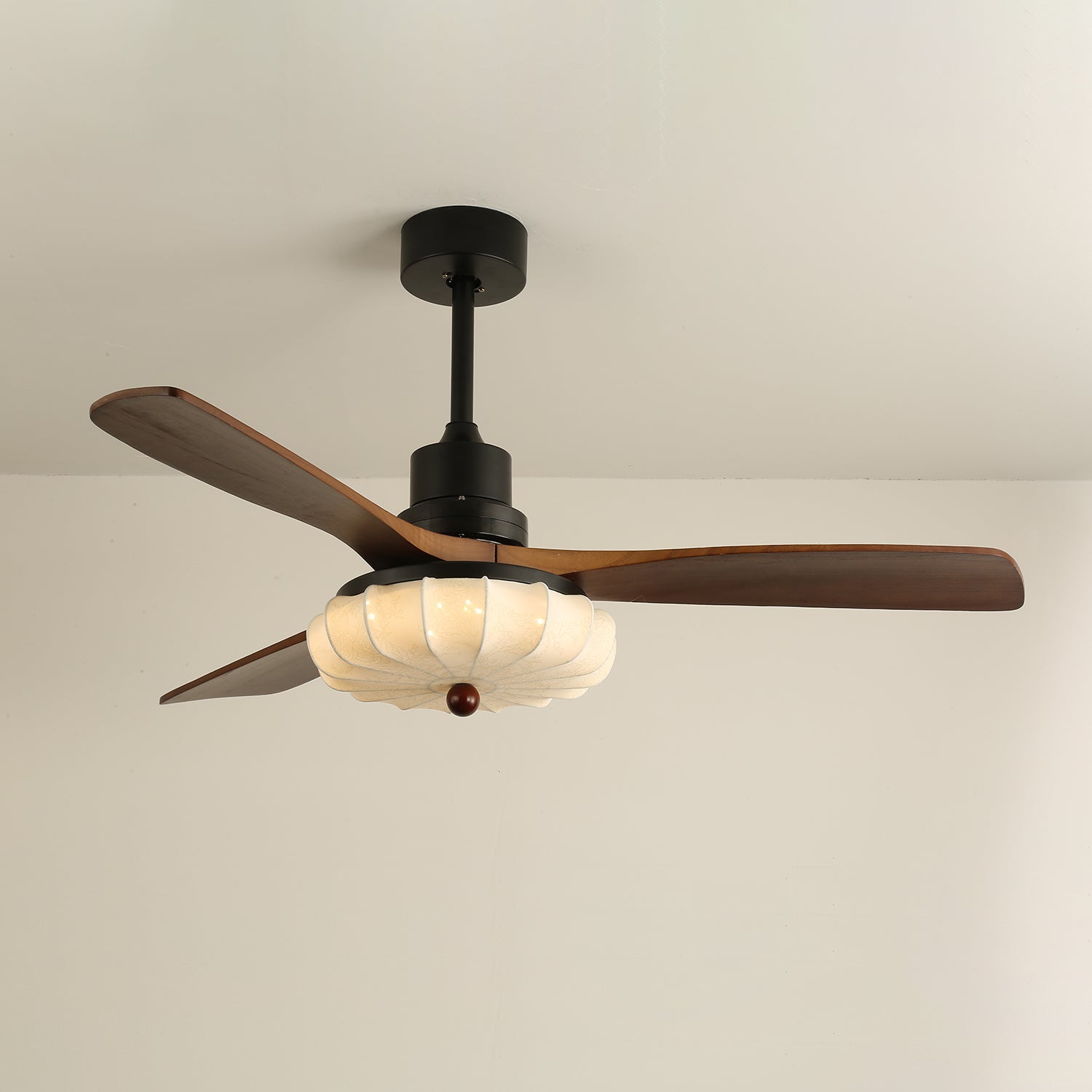 Ventilador de techo Arzia Moderno