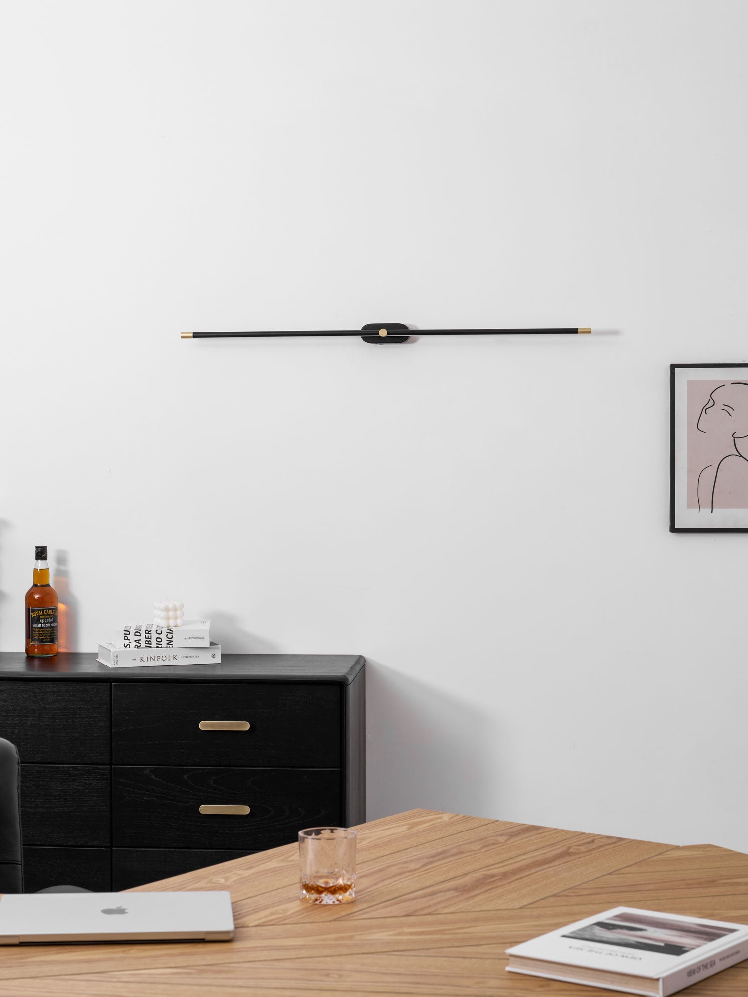 Aplique de pared lineal Coraio