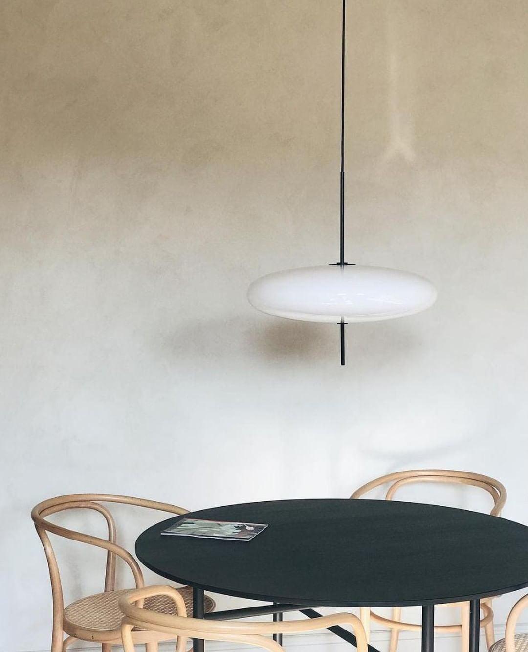 Lámpara colgante minimalista Lirioay