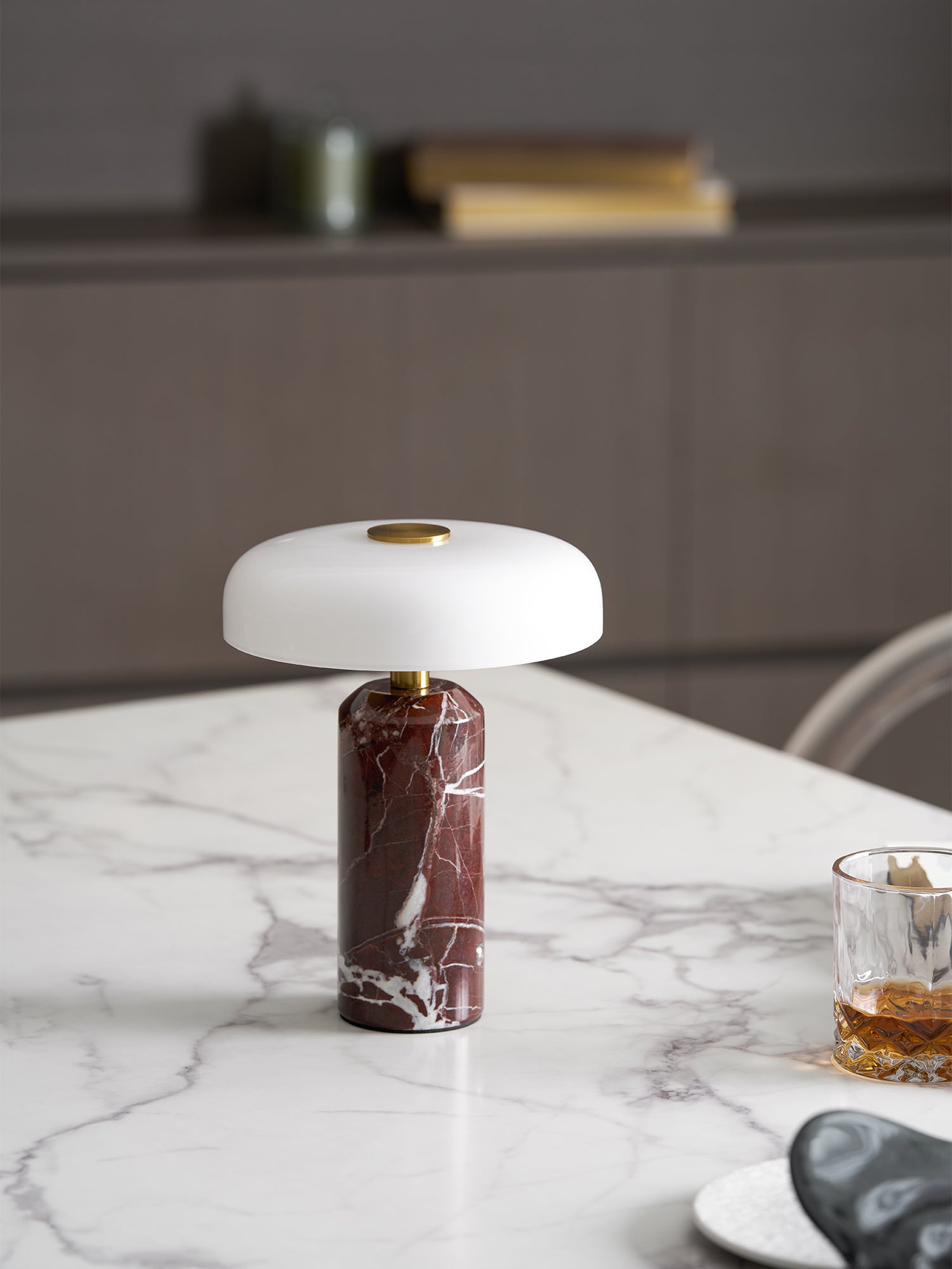 Lámpara de mesa Auraento