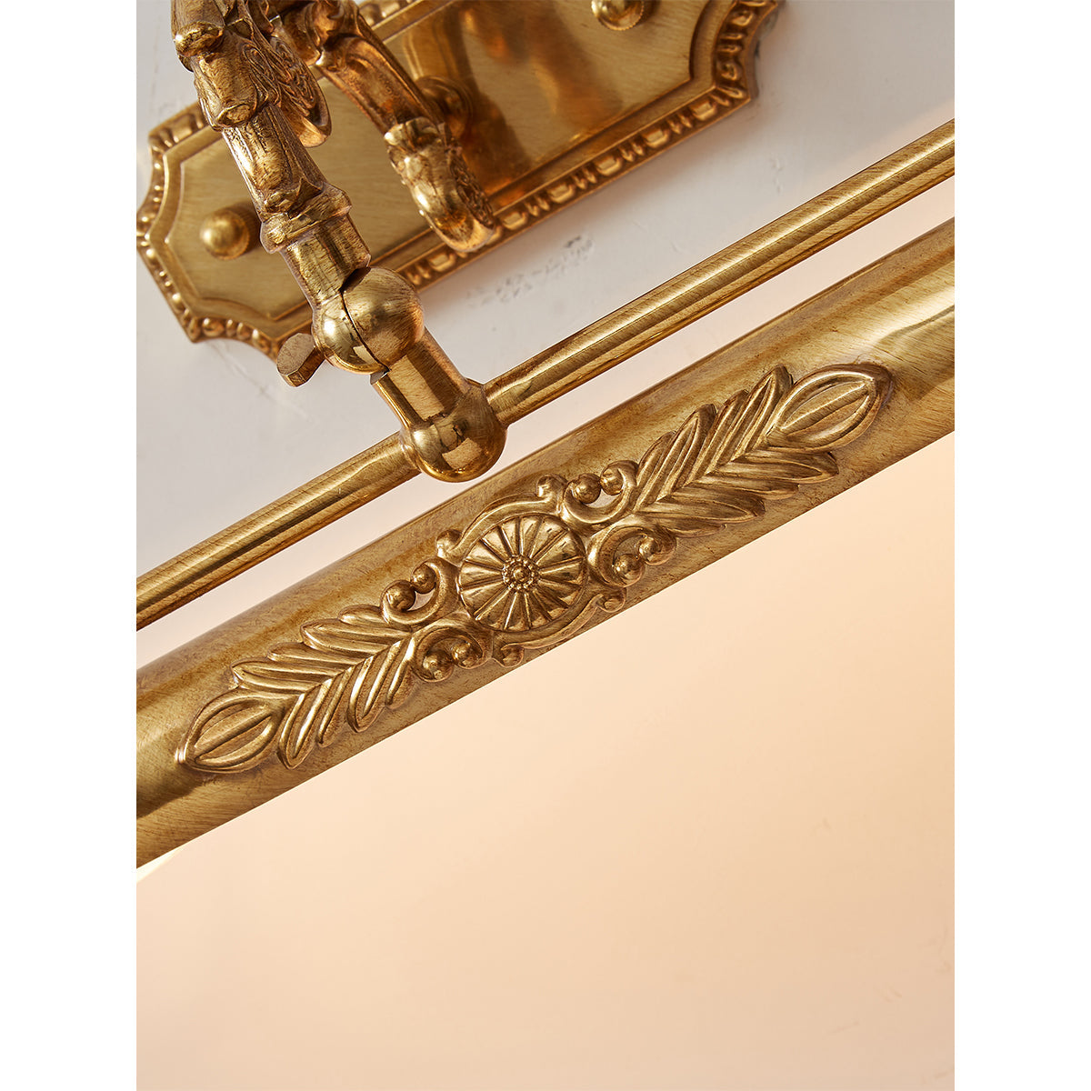 Aplique de pared lineal Mador