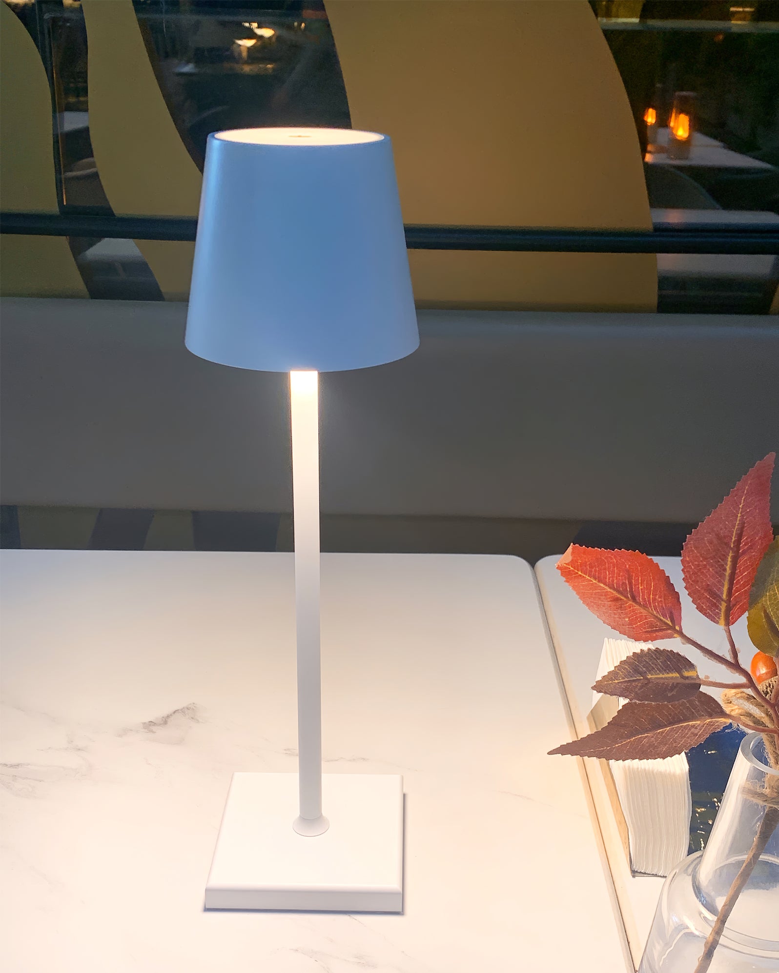 Lámpara de mesa Linebel