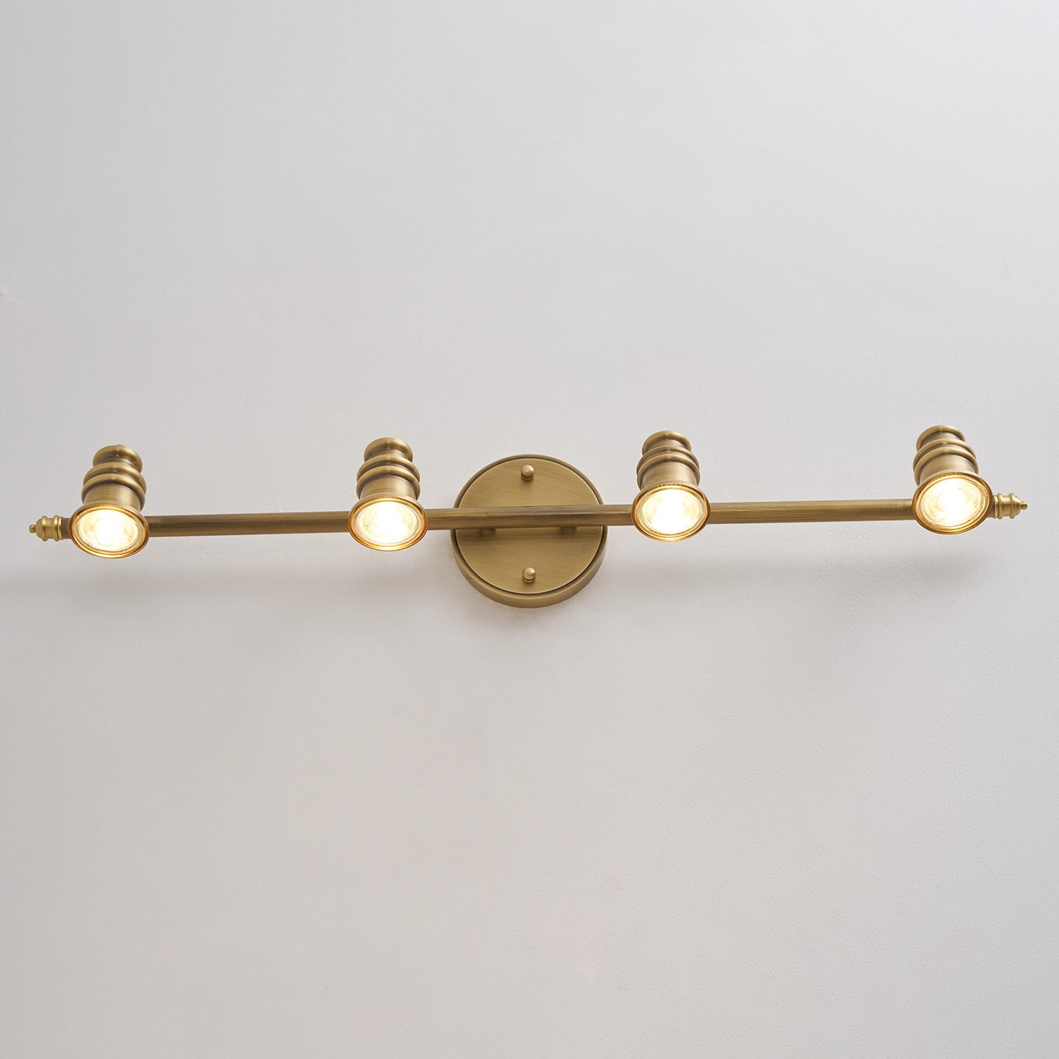 Aplique de pared lineal Moraento