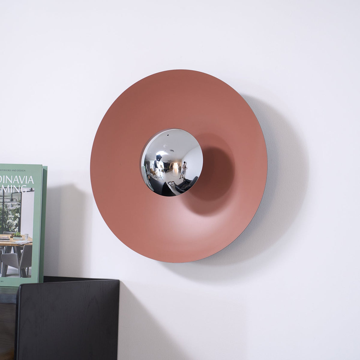 Simplicity Glow Plug - in Wall Light - Vakkerlight