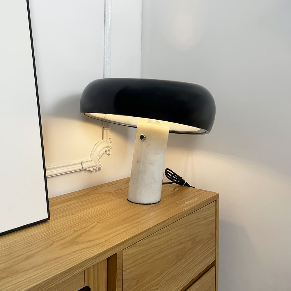 Lámpara de mesa Meva