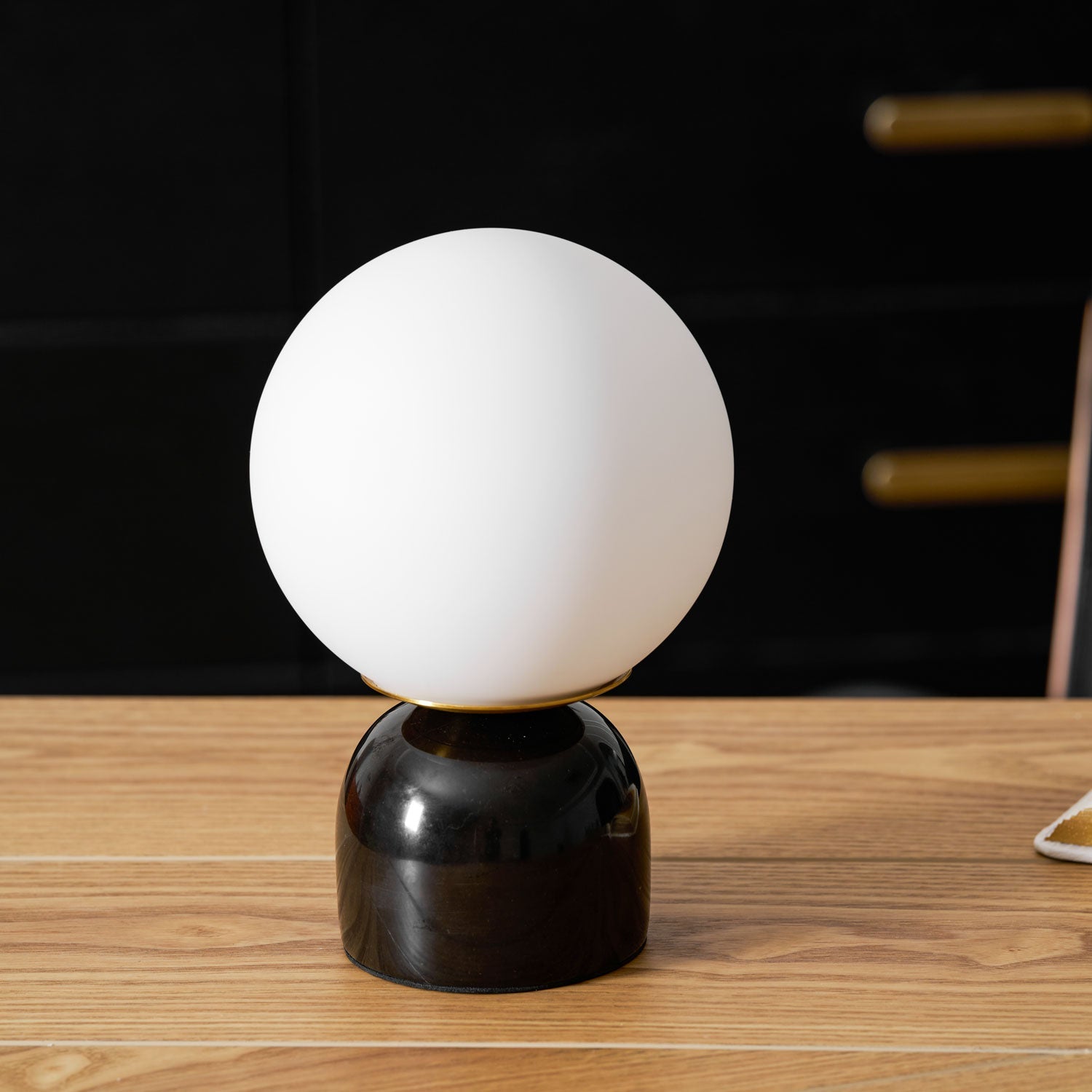 Lámpara de mesa globo Ondaeza