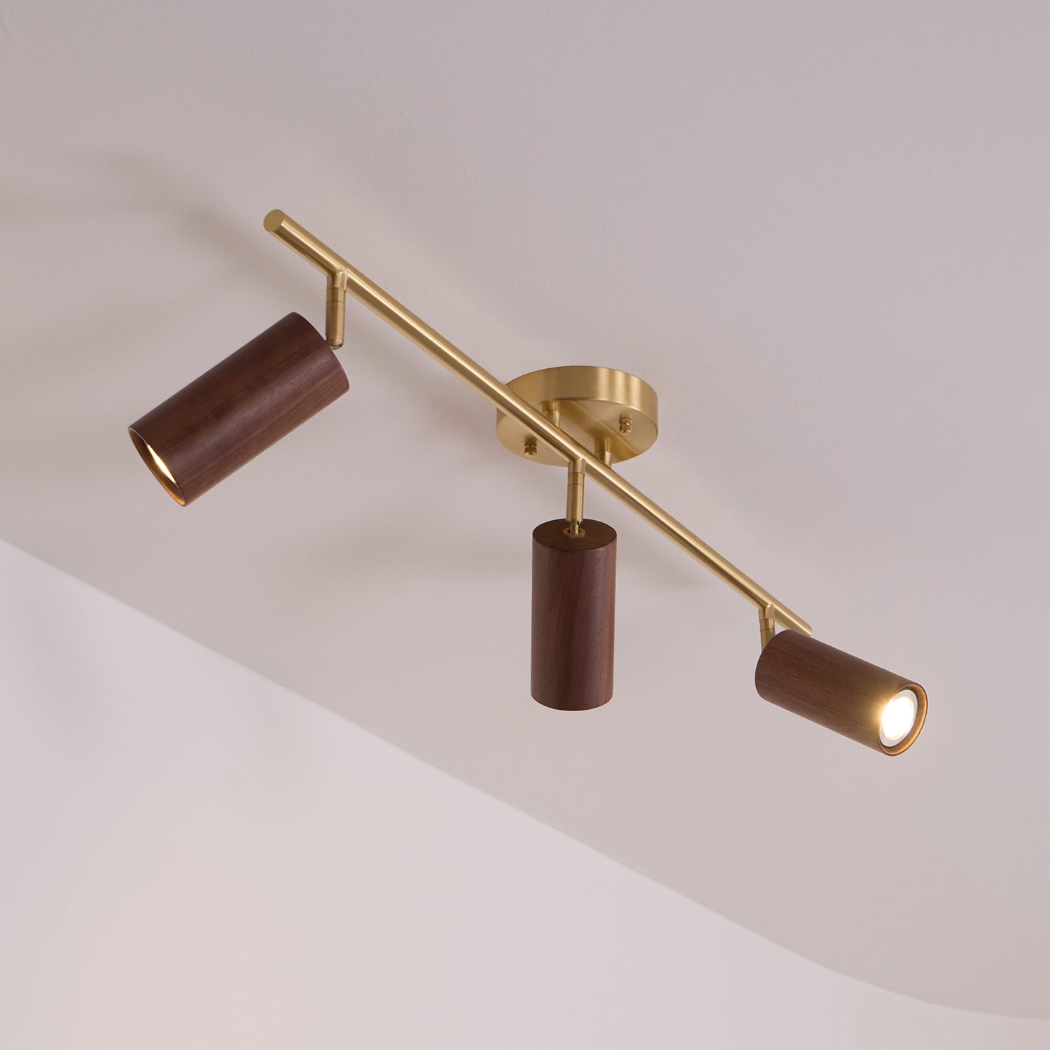 Plafón orientable Brisaara