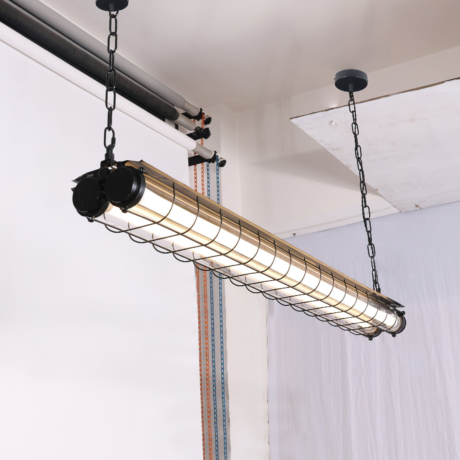 Lámpara colgante tubular Doraeo