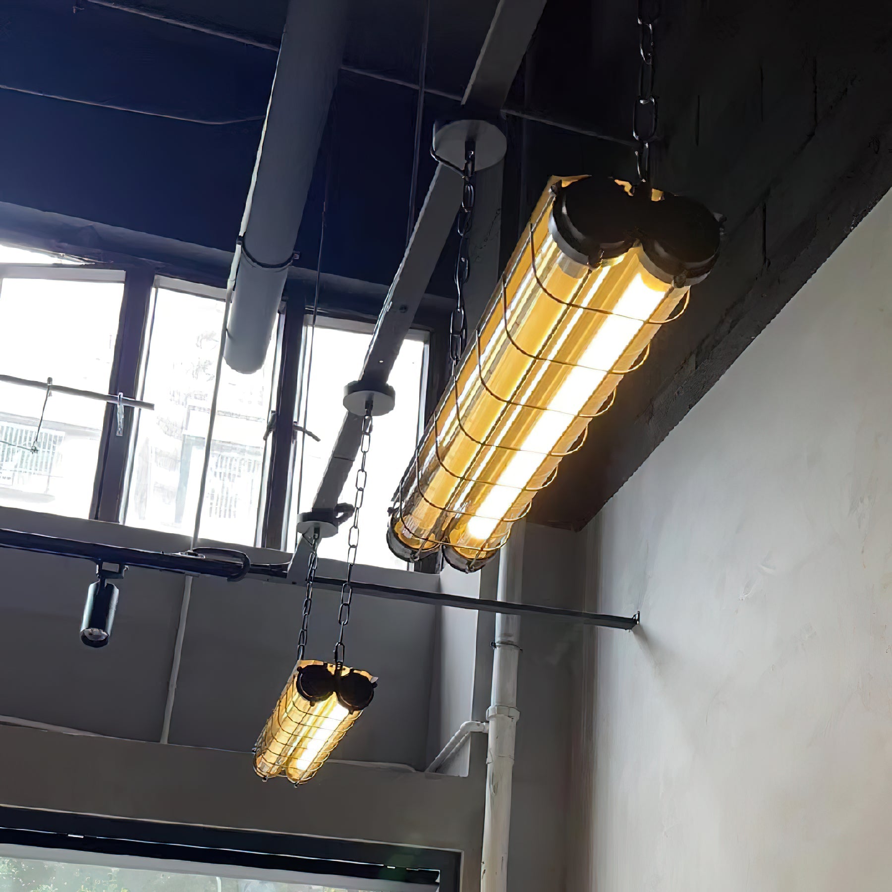 Lámpara colgante tubular Doraeo