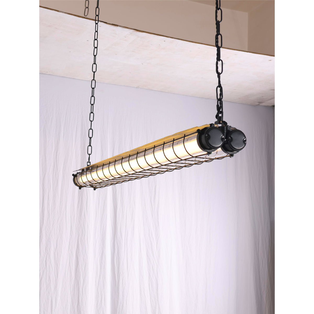 Lámpara colgante tubular Doraeo