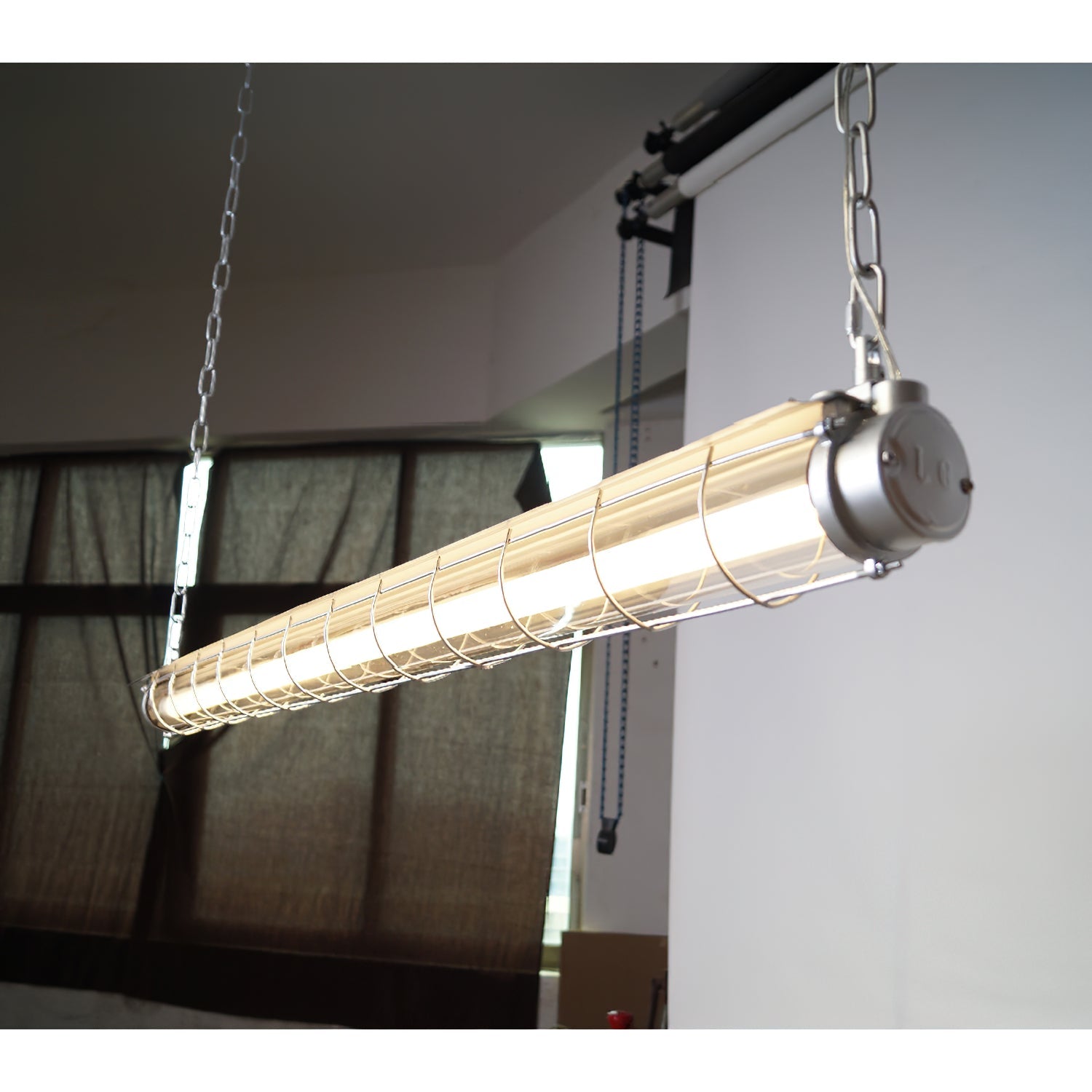 Lámpara colgante tubular Doraeo
