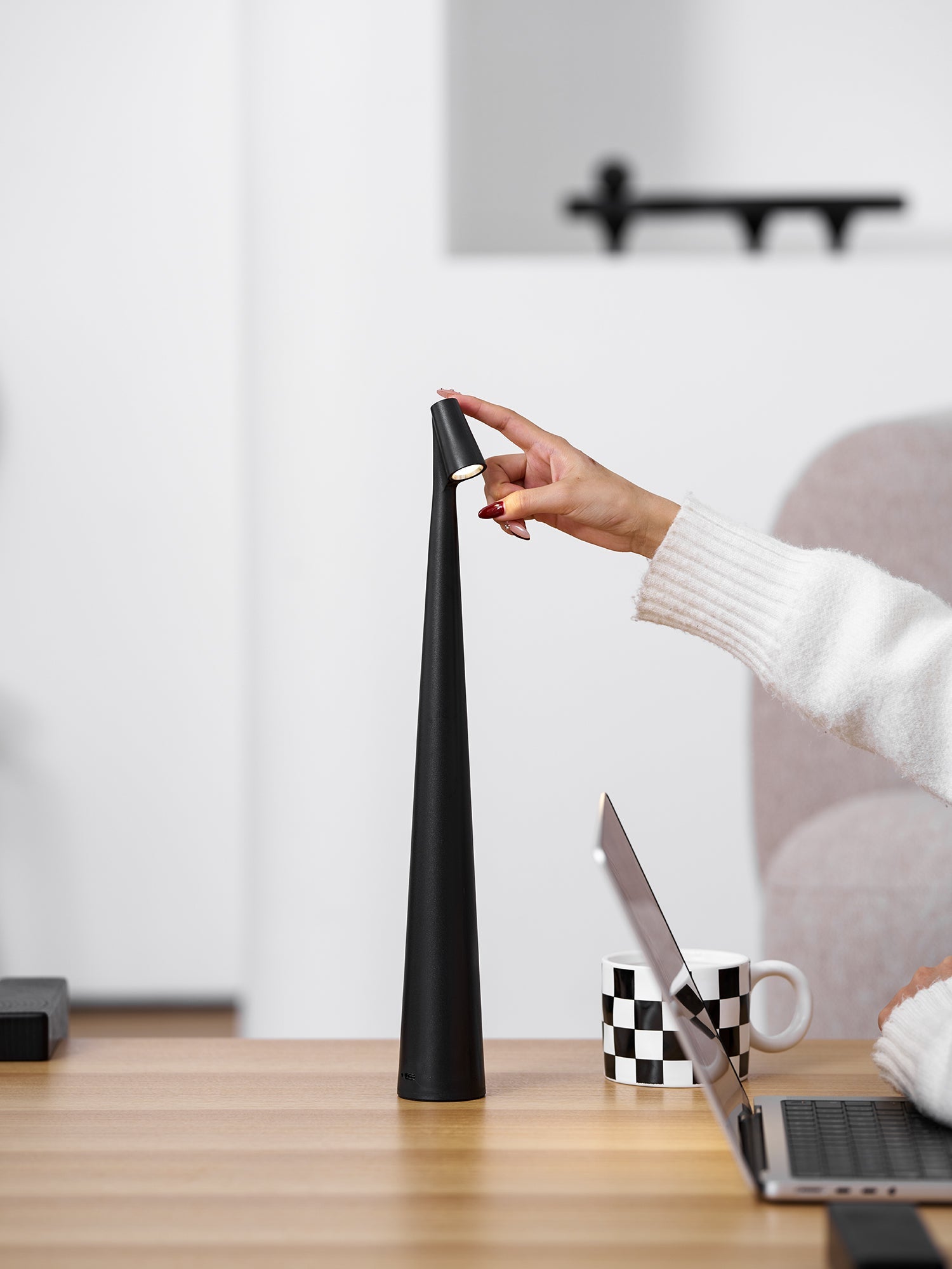 Lámpara de mesa Nubeora