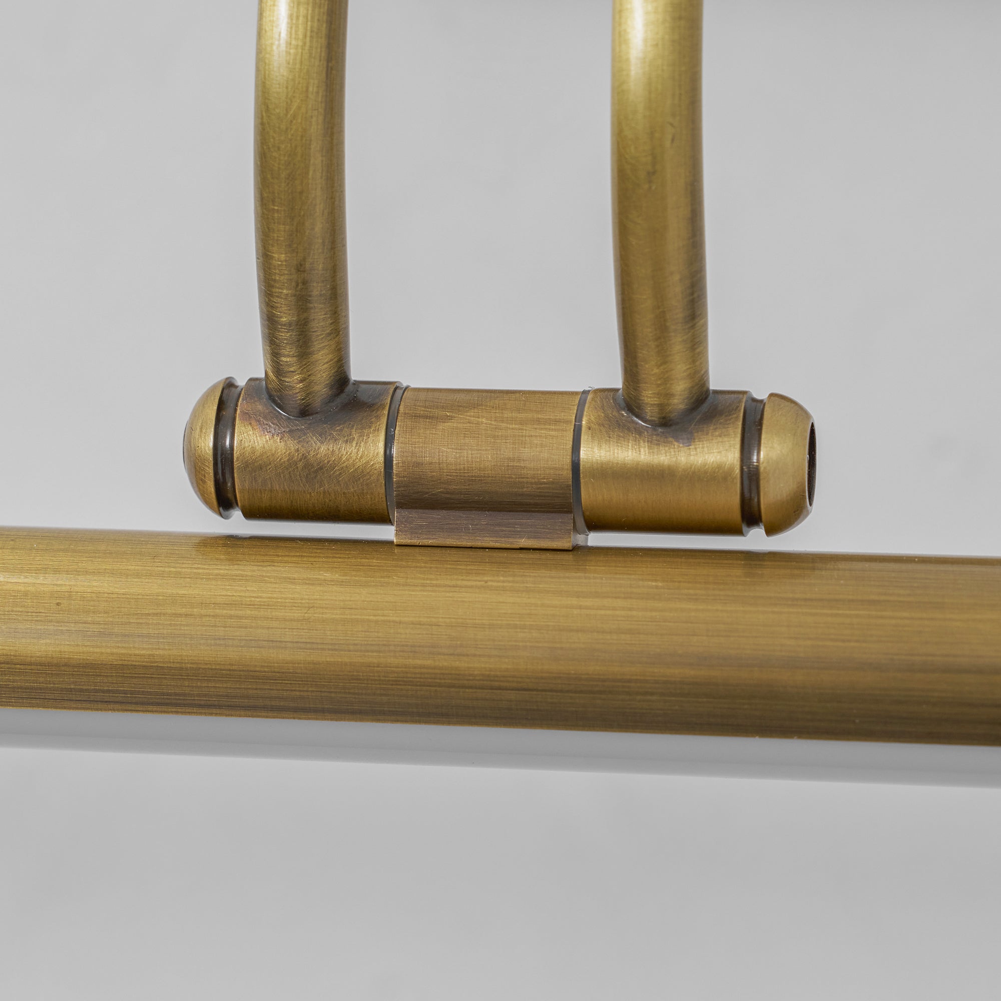 Aplique de pared lineal Miaava