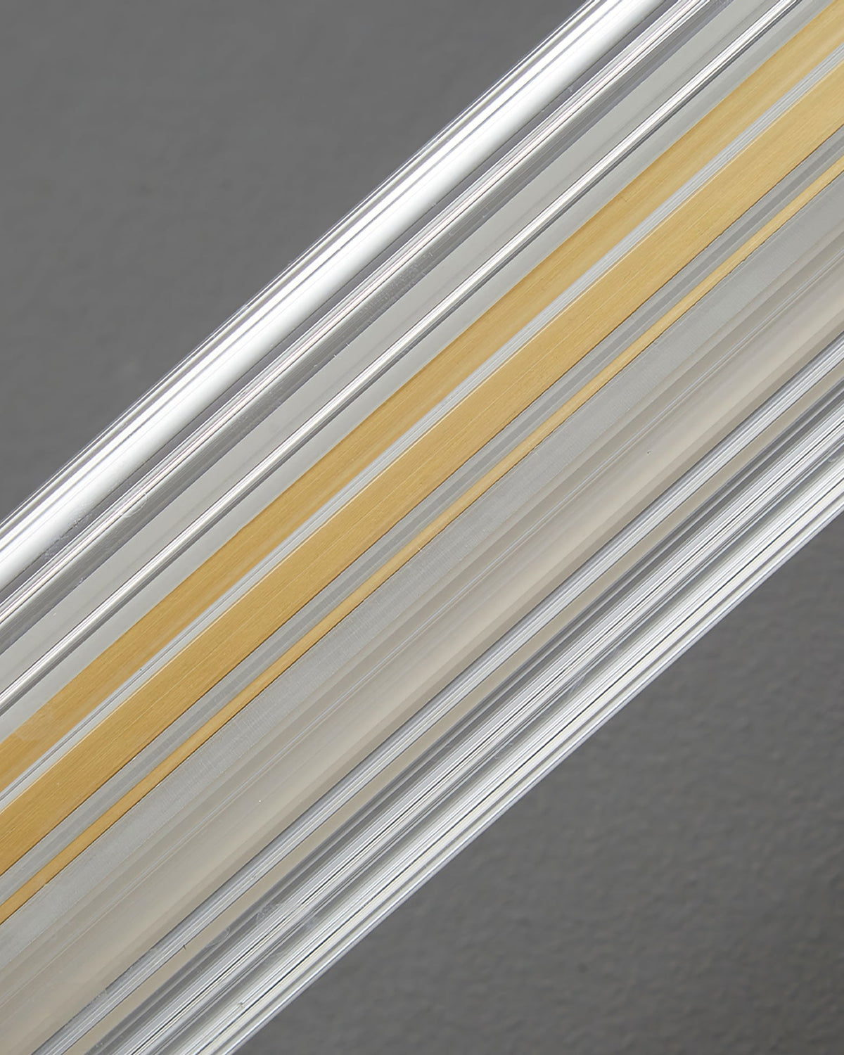 Aplique de pared lineal Ladorria