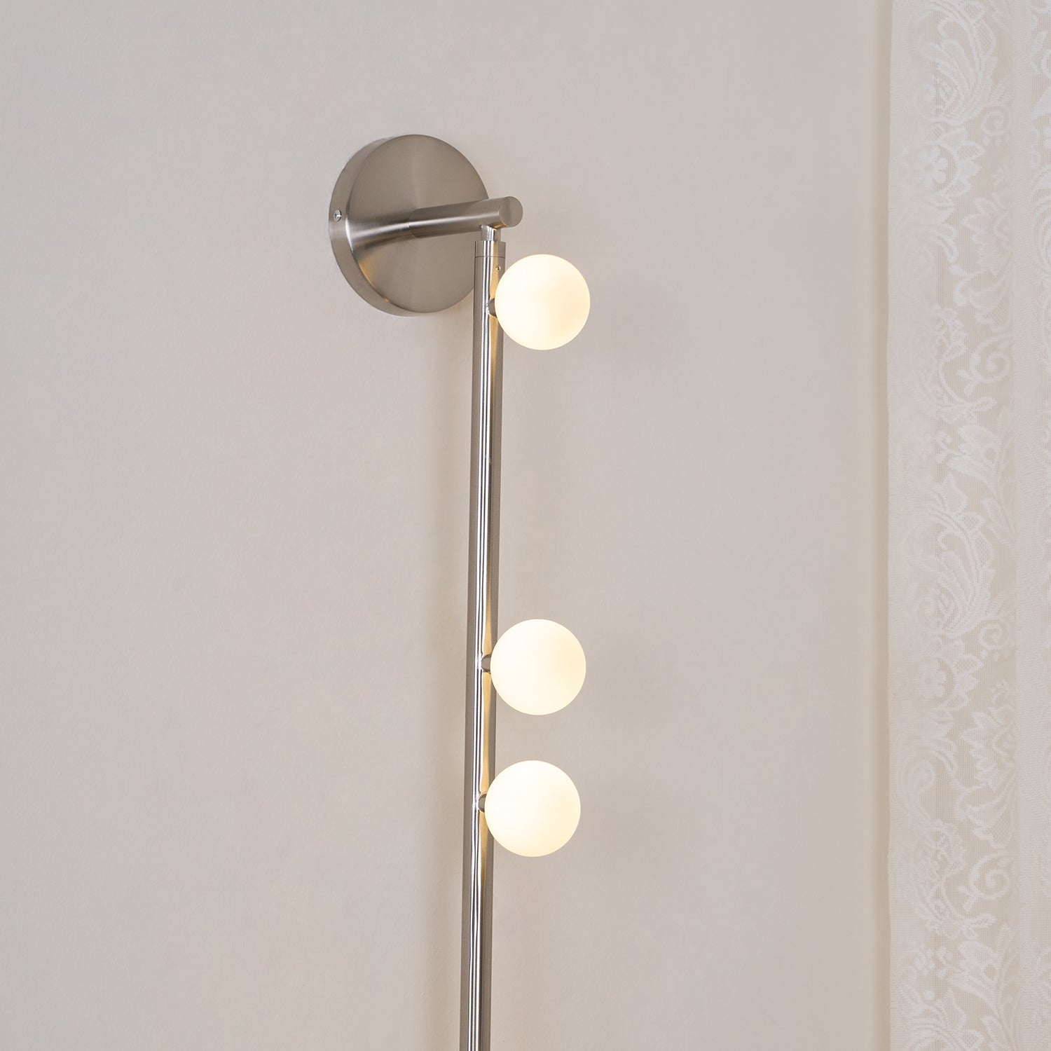 Aplique de pared tubular Masebel