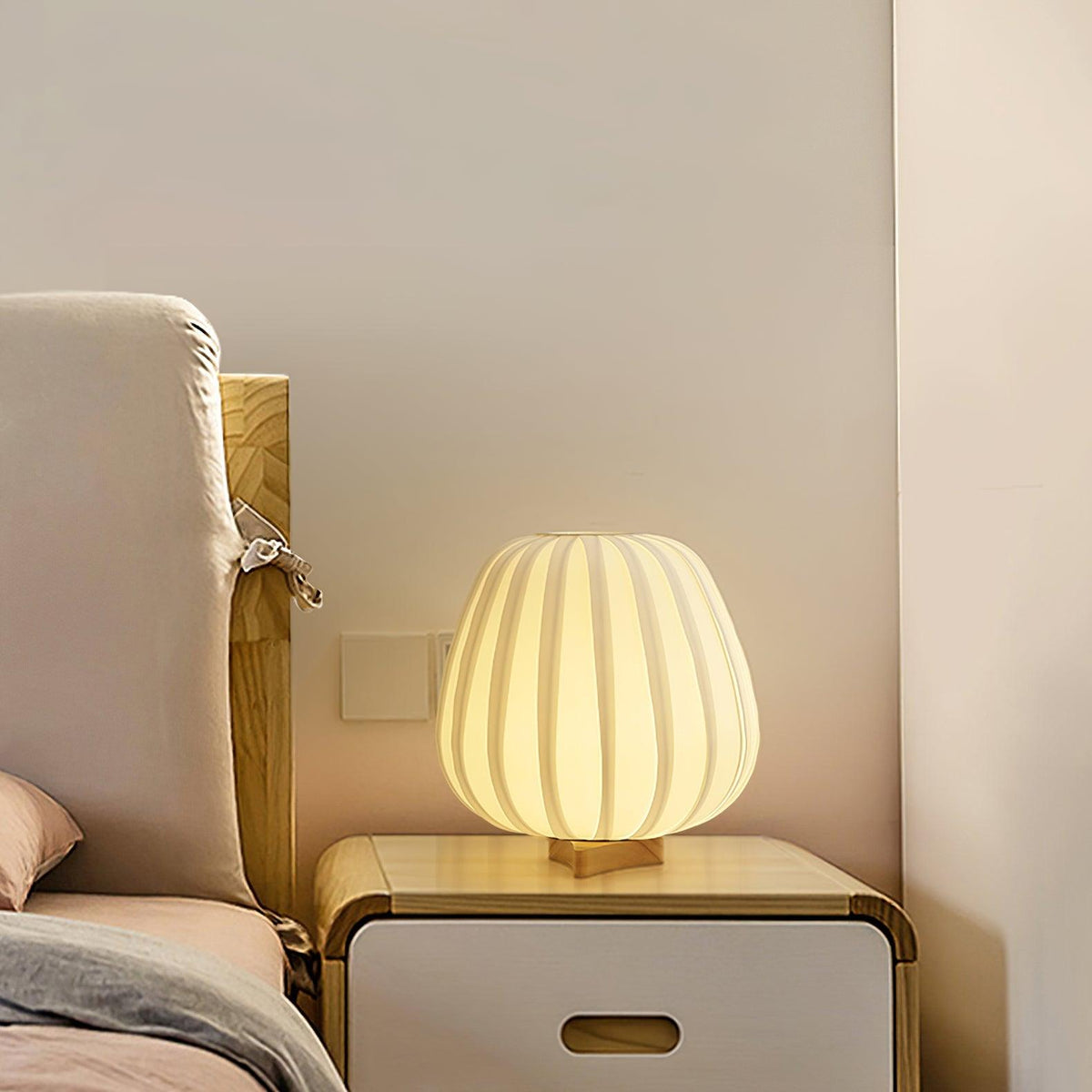 Fabric Minimalist Table Lamp – detail 16