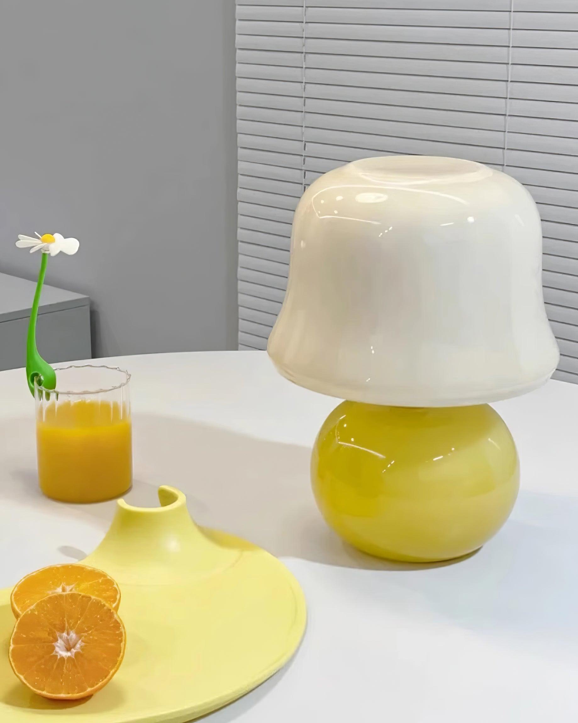 Lámpara de mesa tipo seta Cidel