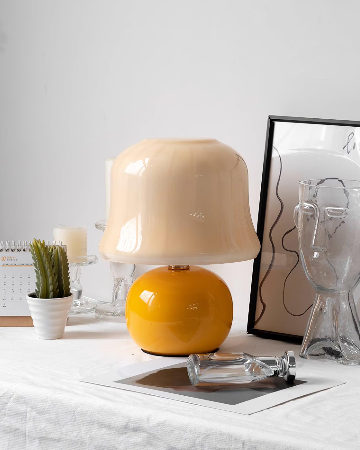Lámpara de mesa tipo seta Cidel