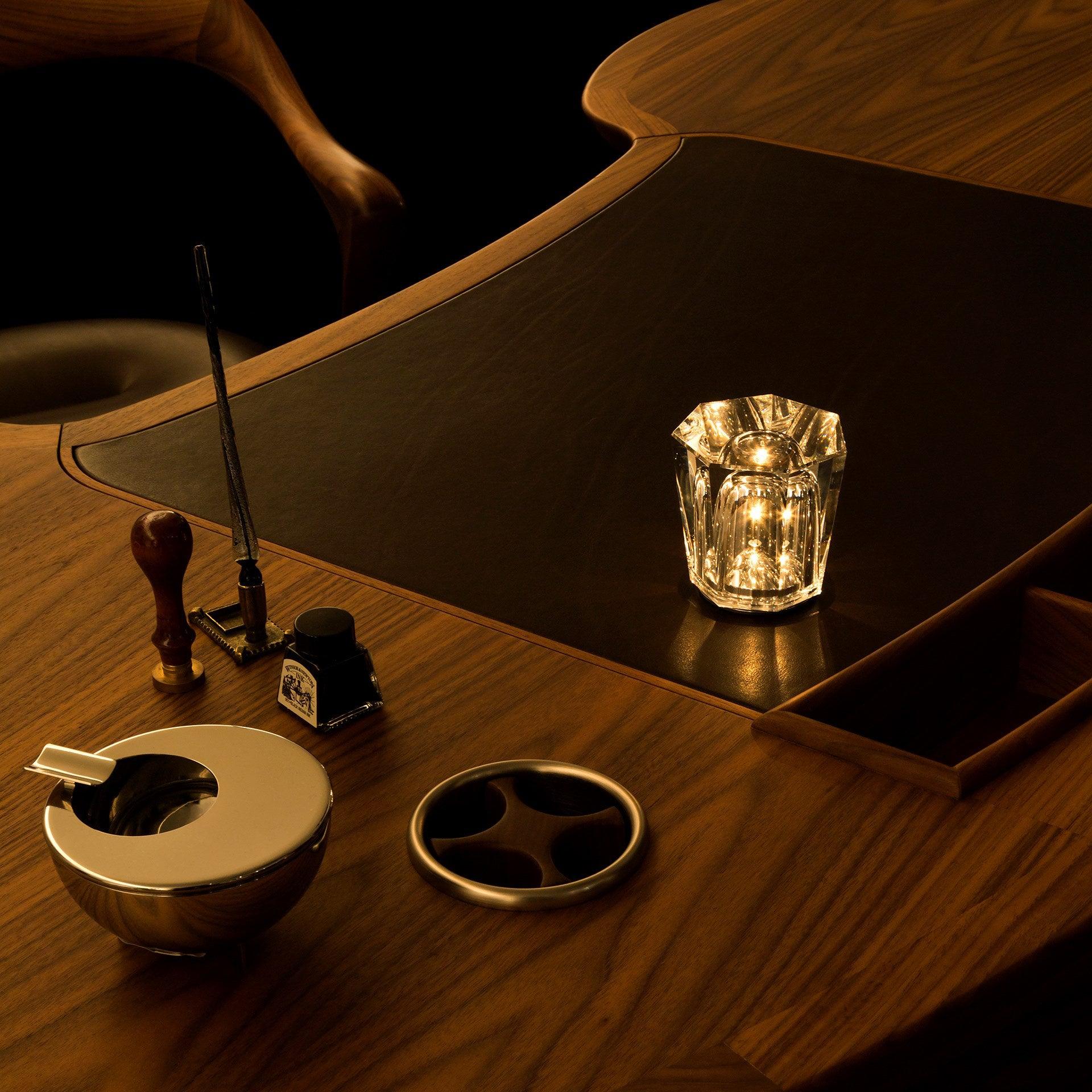 Lámpara de mesa Finaoa