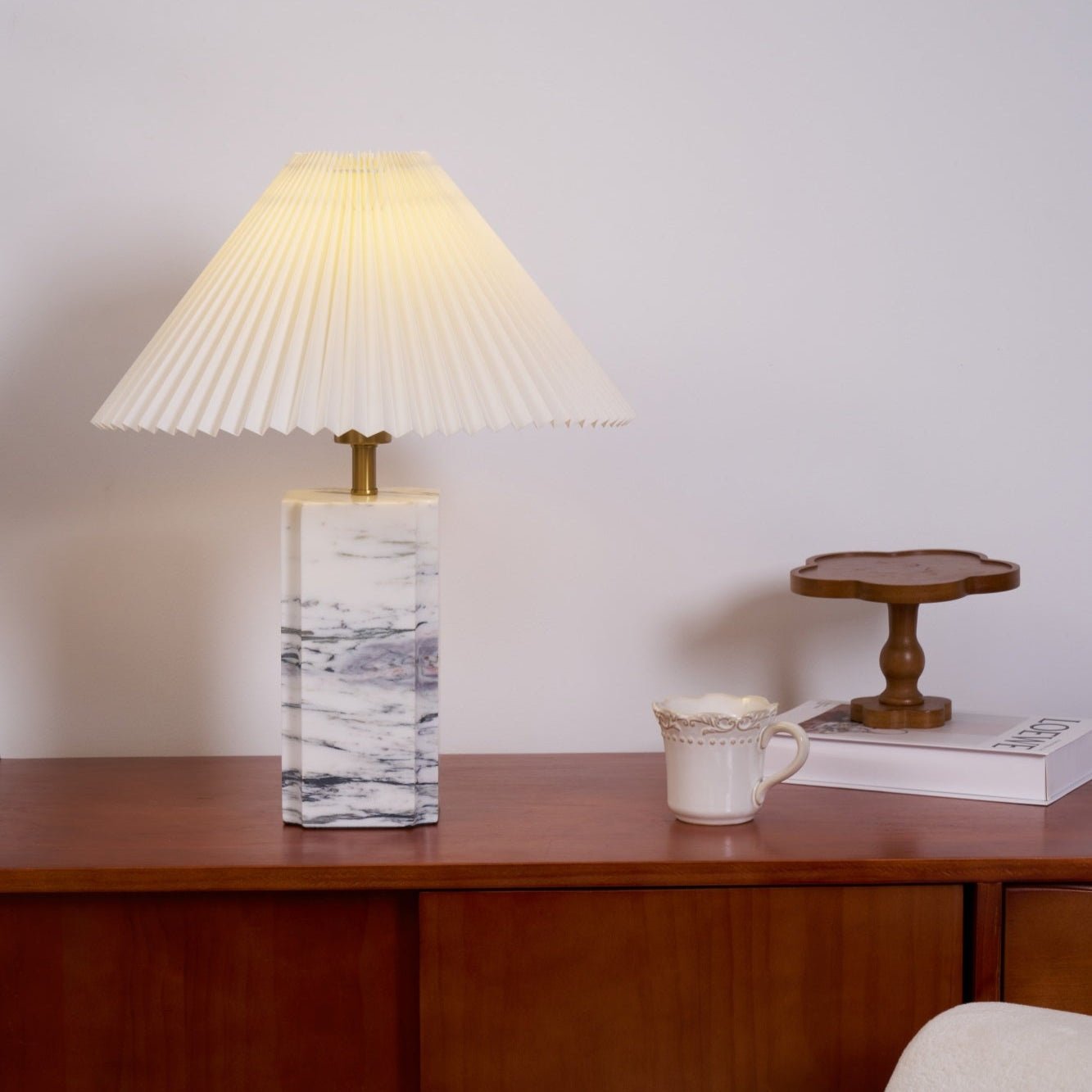 Lámpara de mesa de mármol Lloza