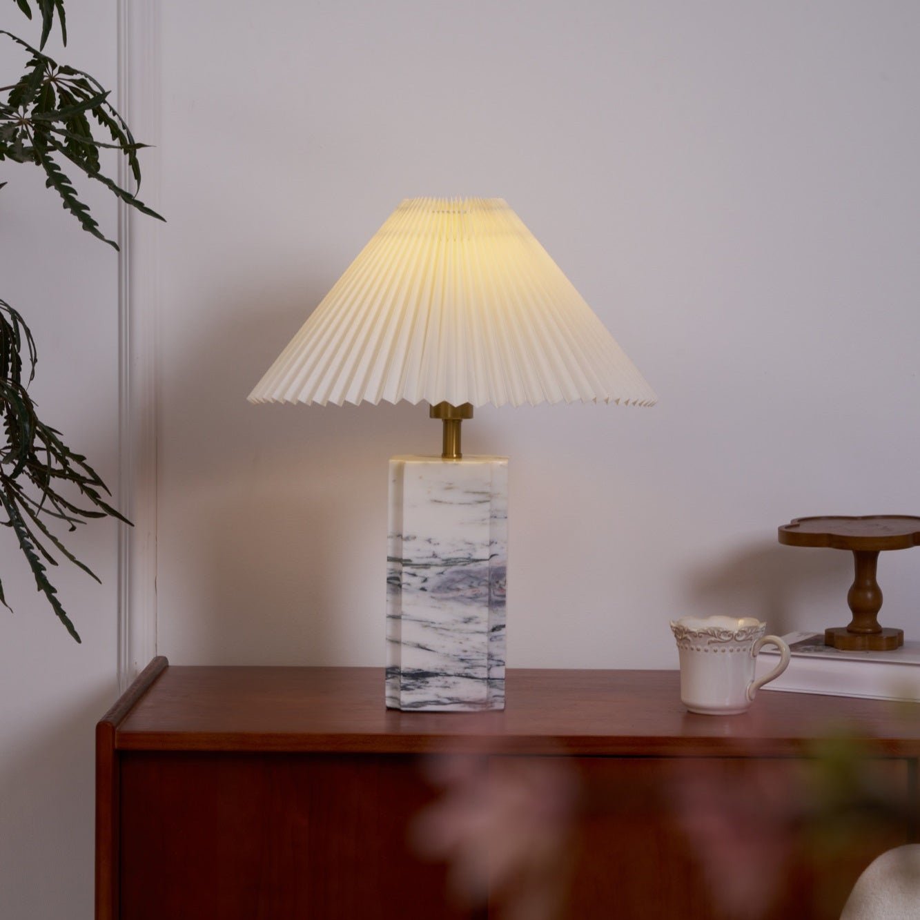 Lámpara de mesa de mármol Lloza
