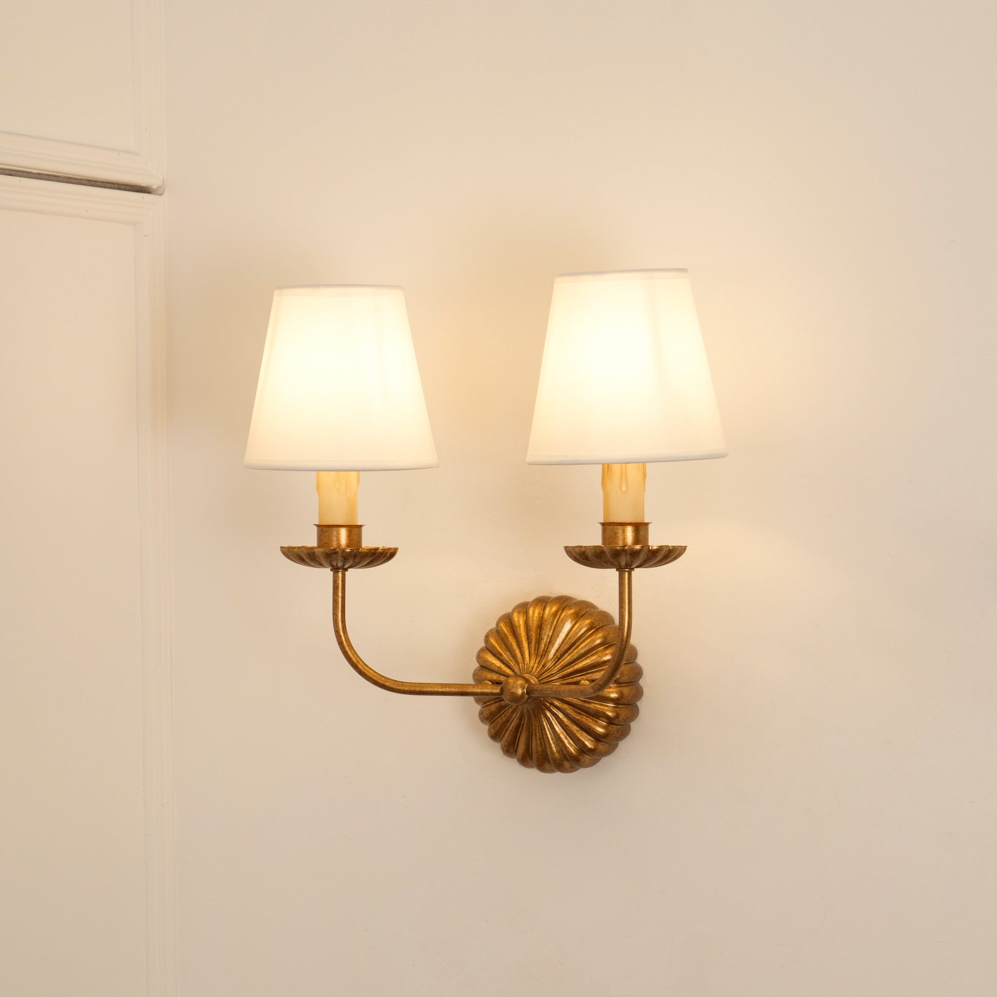 Aplique de pared Cruzea