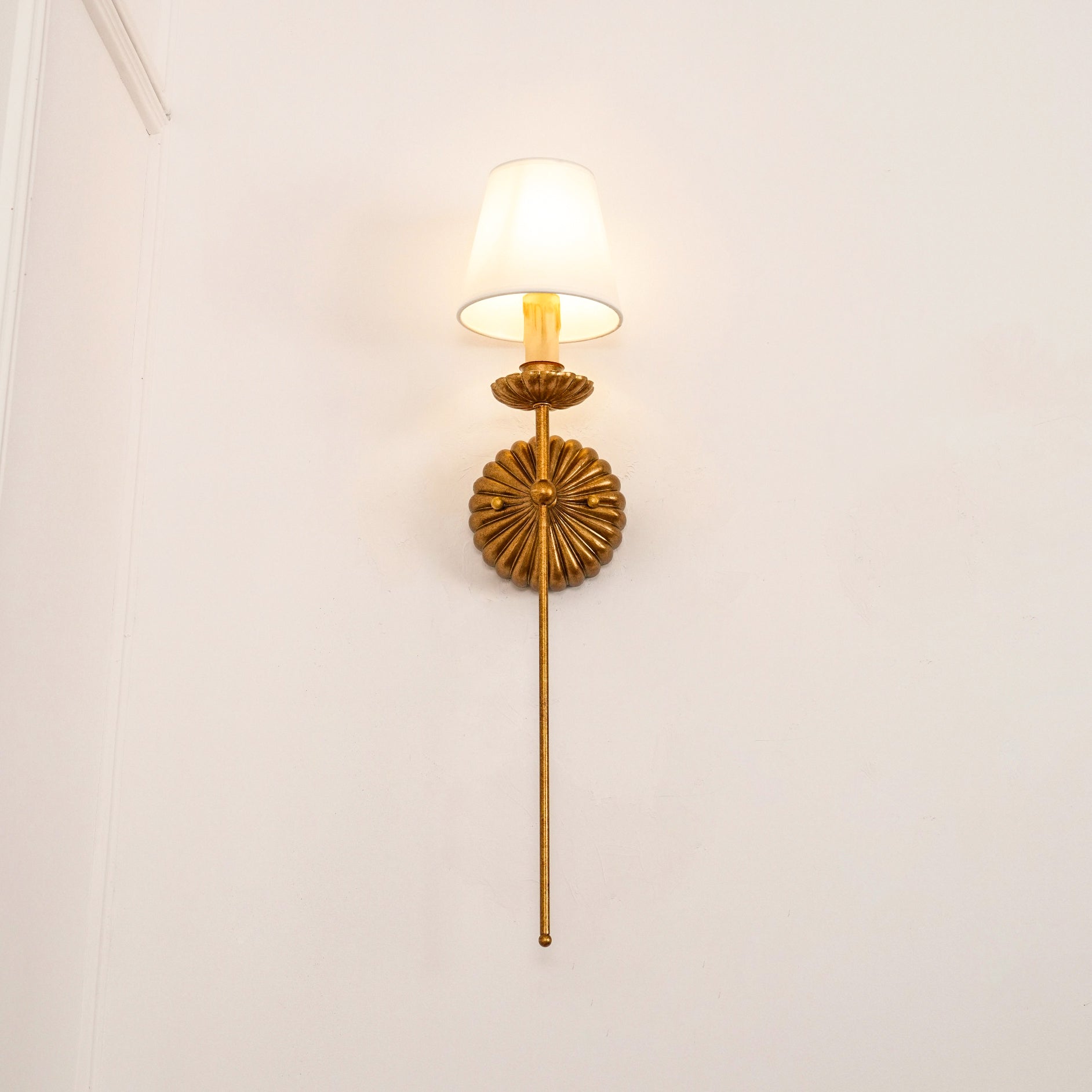Aplique de pared Cruzea