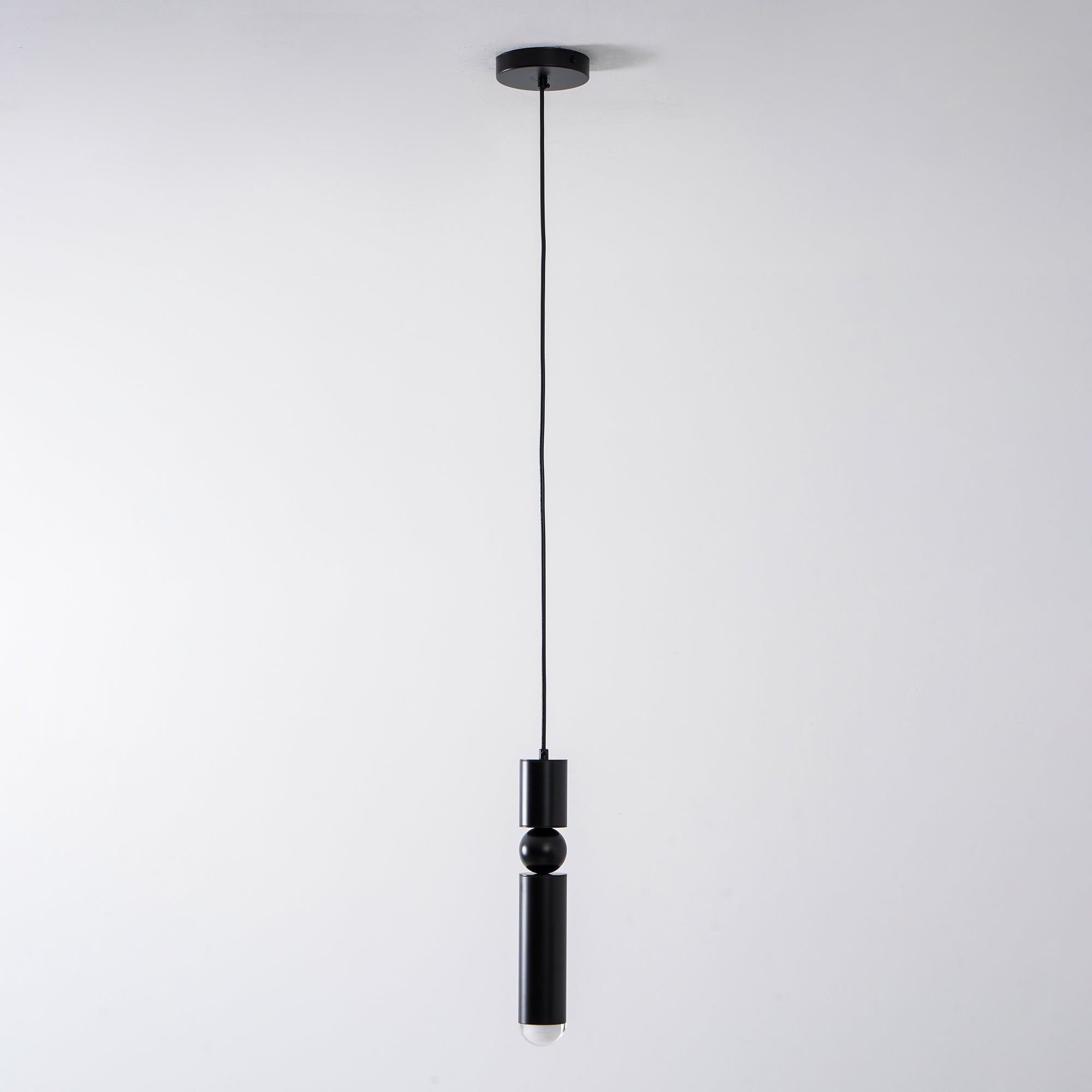 Lámpara colgante tubular Lirioara
