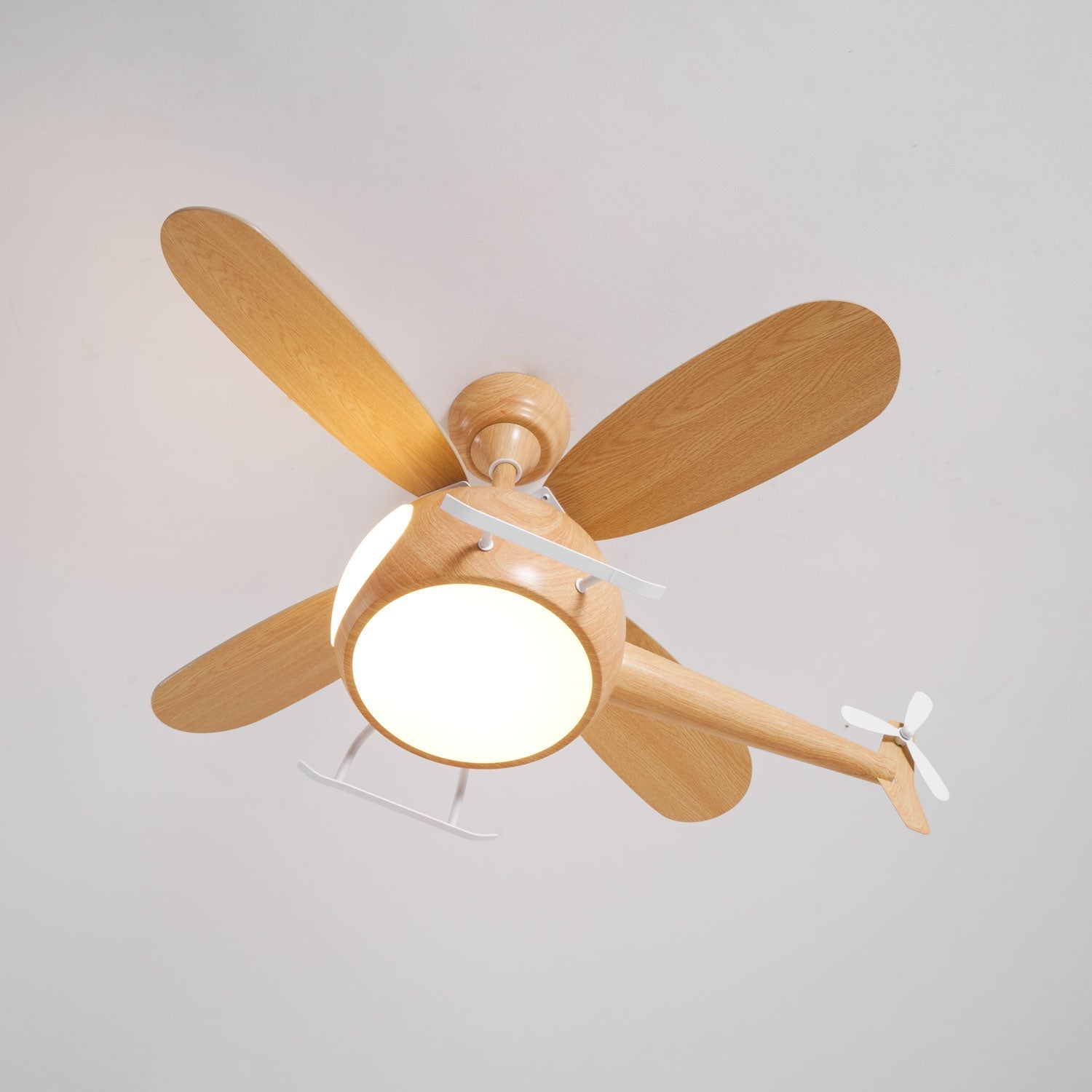 Ventilador de techo Jaraiso con forma de helicóptero