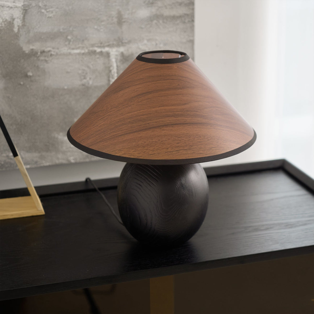 Lámpara de mesa Elvaera